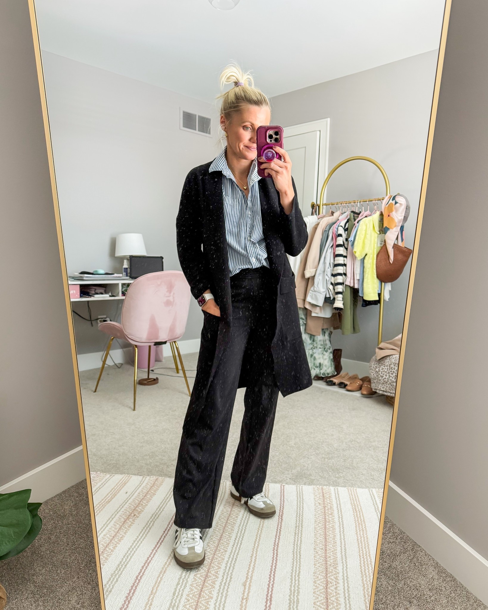 What I wore this week! Comfy outfit I wore at home today! 
Trouser leggings- xsmall
Cardigan- small
Shirt- old, linked similar 

#LTKootd #LTKPetite #LTKOver40