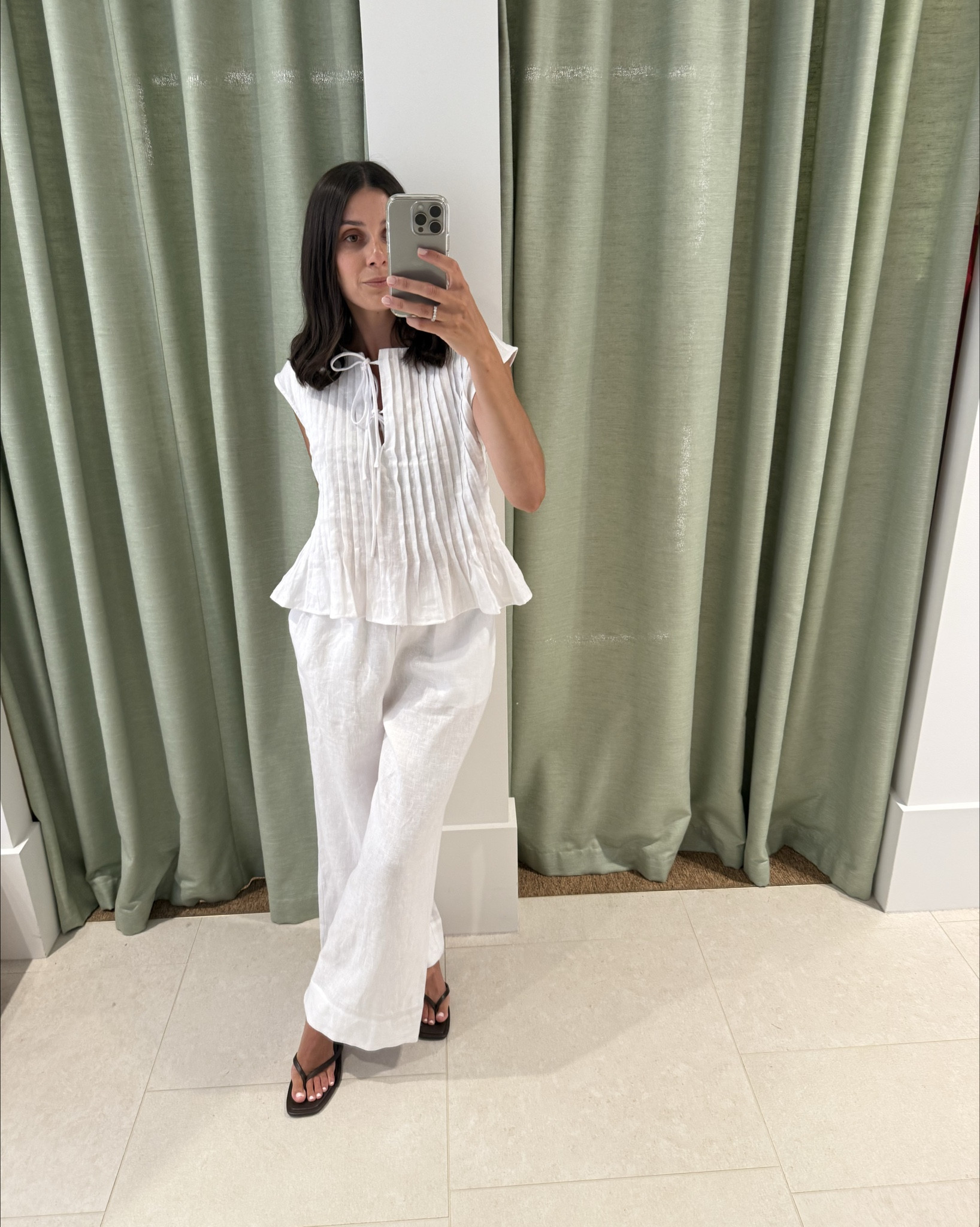 A chic white all linen set from sportscraft. Top and pants both size and I’d say pretty true to size x 

#LTKstyletip #LTKaustralia