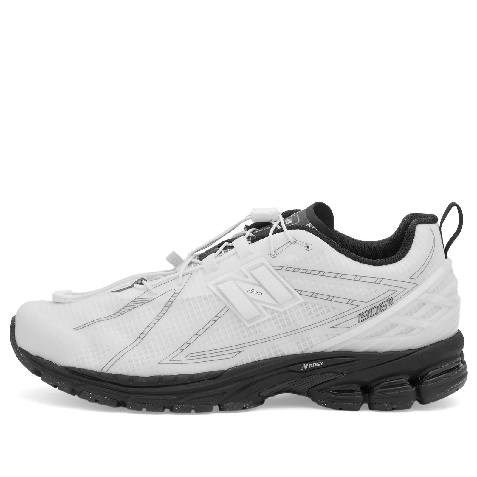 New Balance 1906R Sneaker in White, Size UK 6.5 | END. Clothing