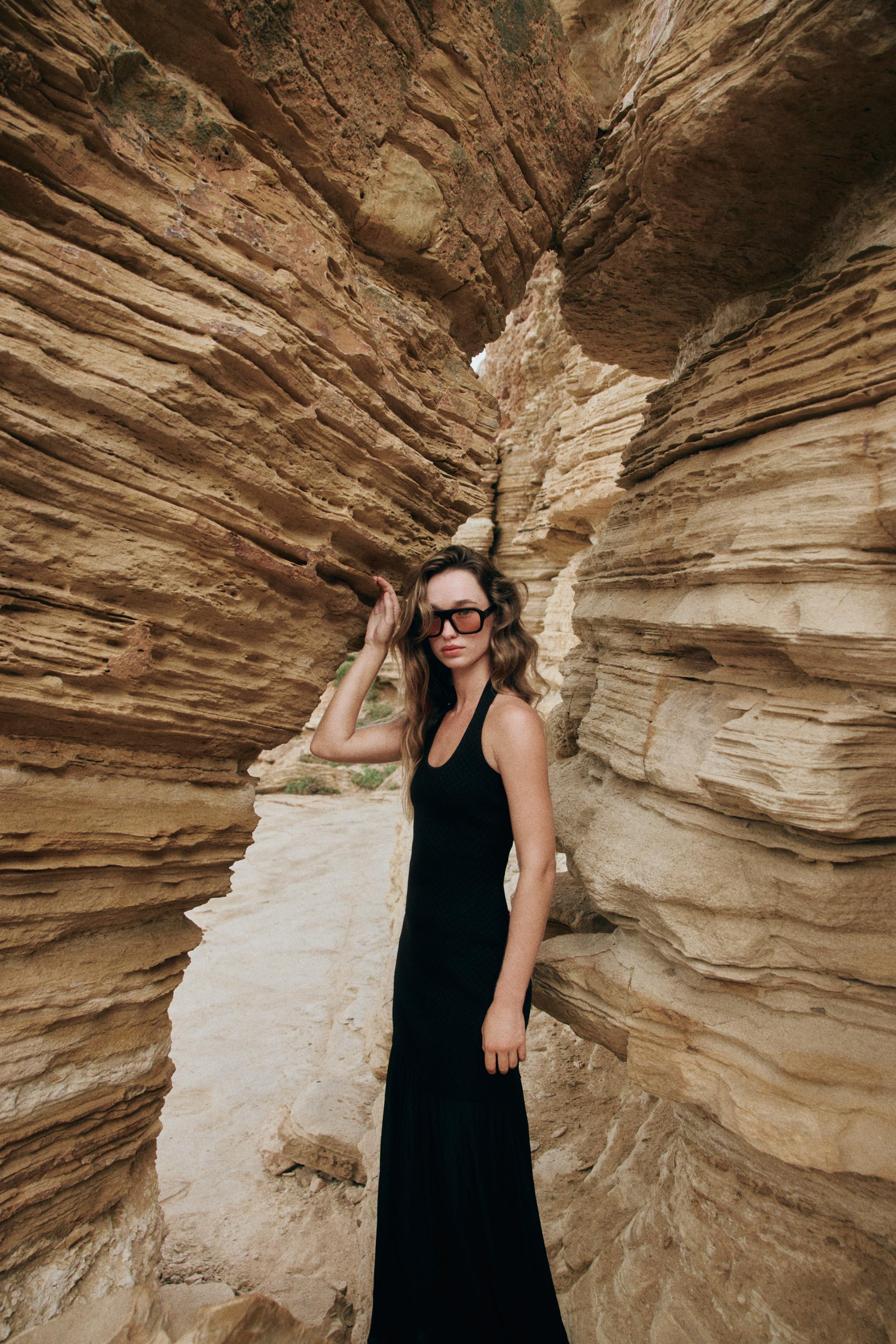 COMBINED KNIT HALTER DRESS | Zara UK