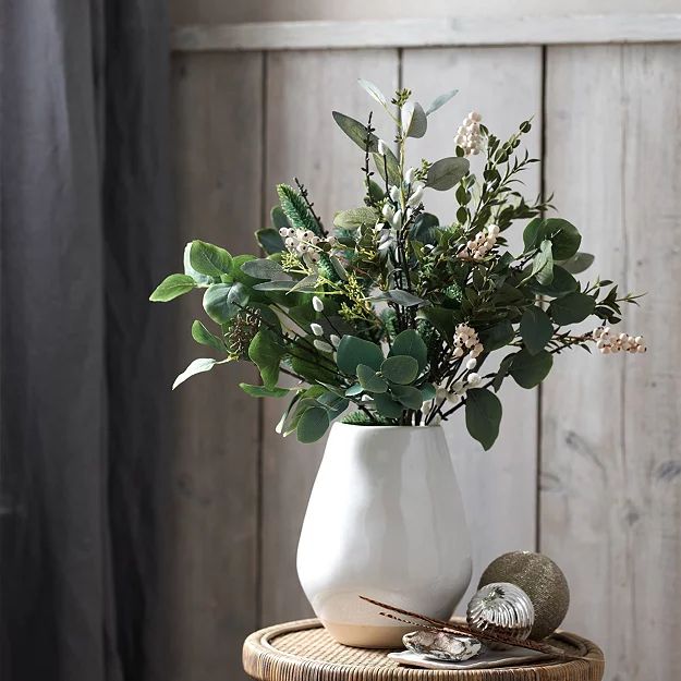 Foraged Winter Hand-Tied Bunch | The White Company (UK)