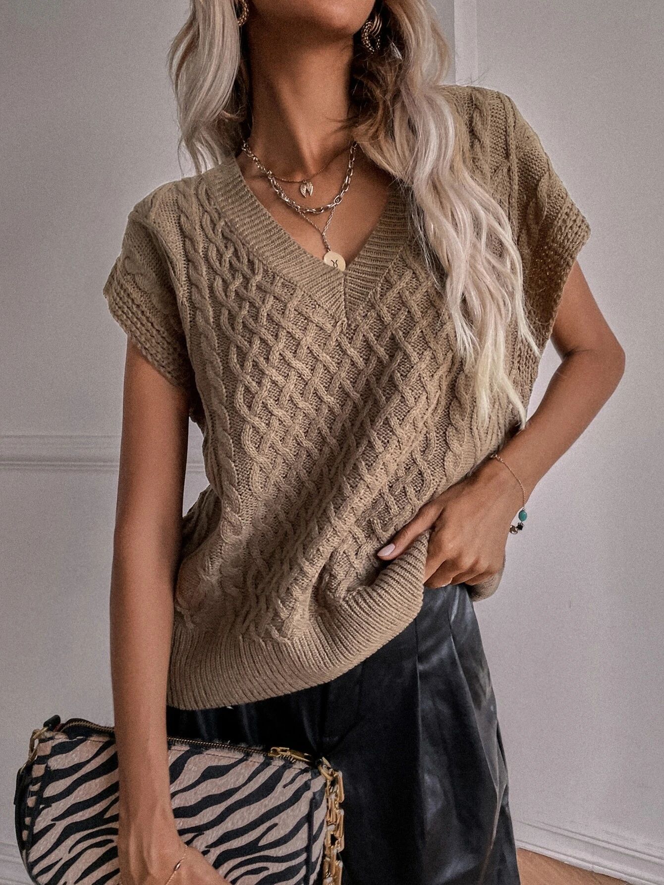 Cable Knit V-neck Sweater Vest | SHEIN
