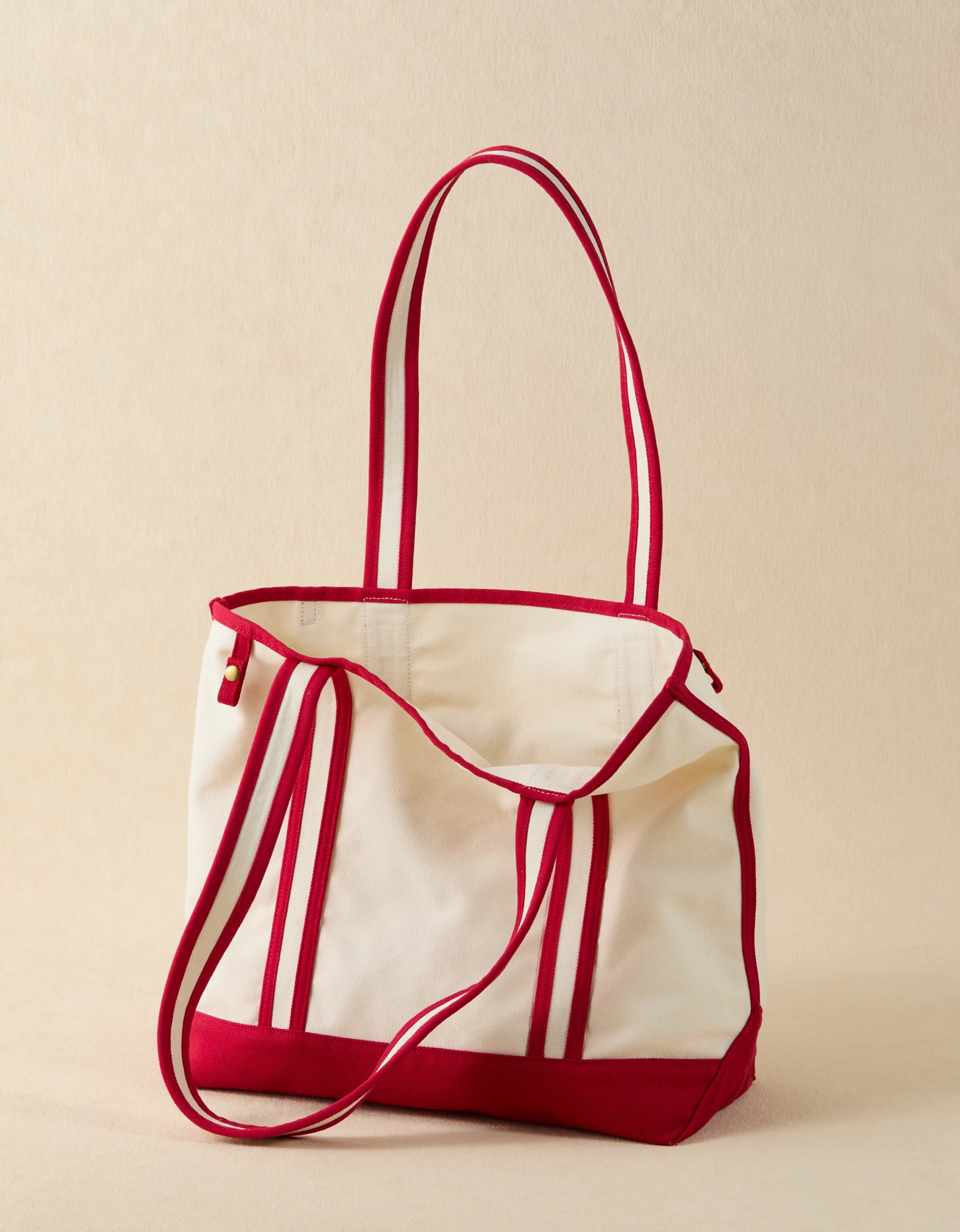 AE Off-Duty Diet Coke Tote Bag | American Eagle Outfitters (US & CA)