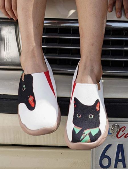 #catshoes #blackcat #catpaintedshoes #catlover #cats #sliponshoes #shoes #comfyshoes #feet #catsliponshoes #kitty #kitties #meow #rightmeow

#LTKFind #LTKshoecrush