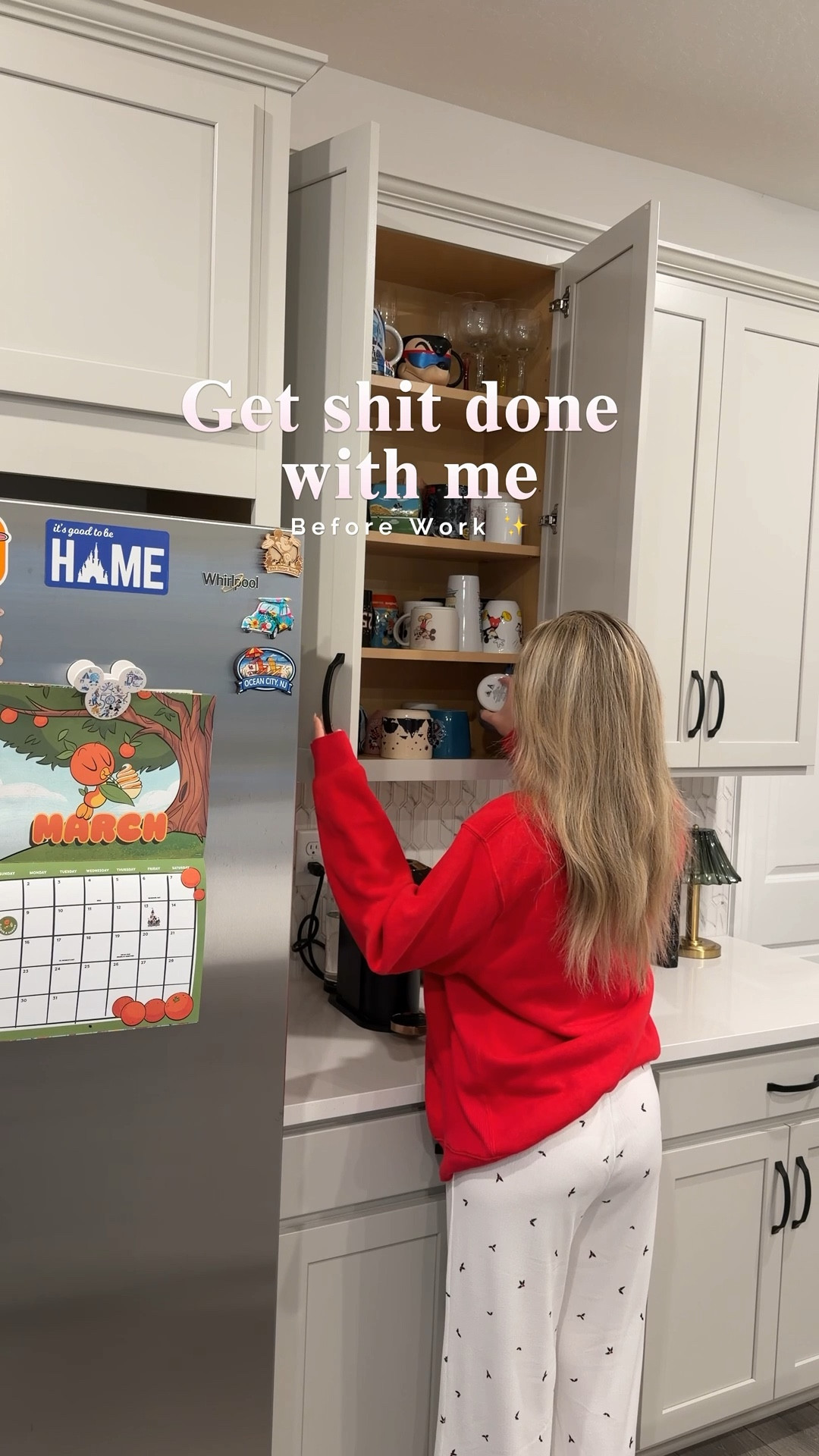 Being productive in the morning truly sets up my entire day. I do as much as I can before work ☀️☕️✨

#LTKvlog #LTKHome #LTKmorningroutine