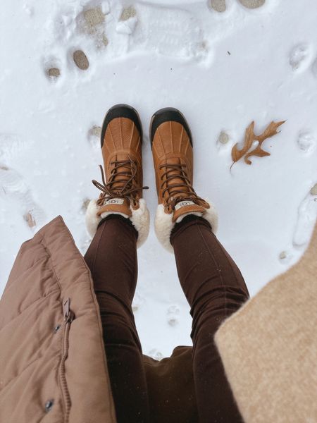 Stylish winter boots. Super warm, waterproof and goes with anything snow fit 