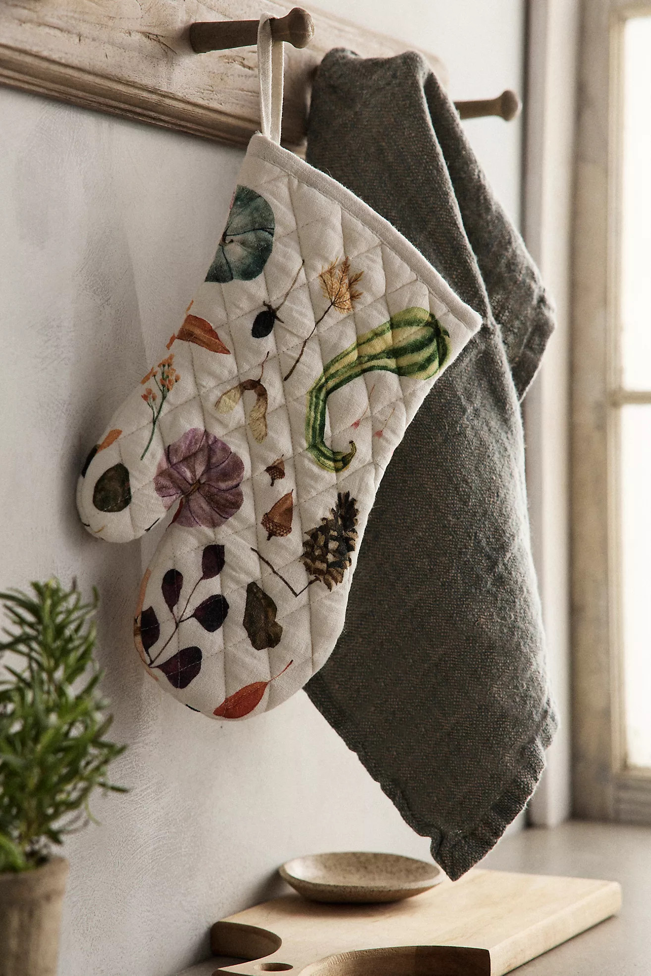 May We Fly Fall Gourds Oven Mitt | Anthropologie (US)
