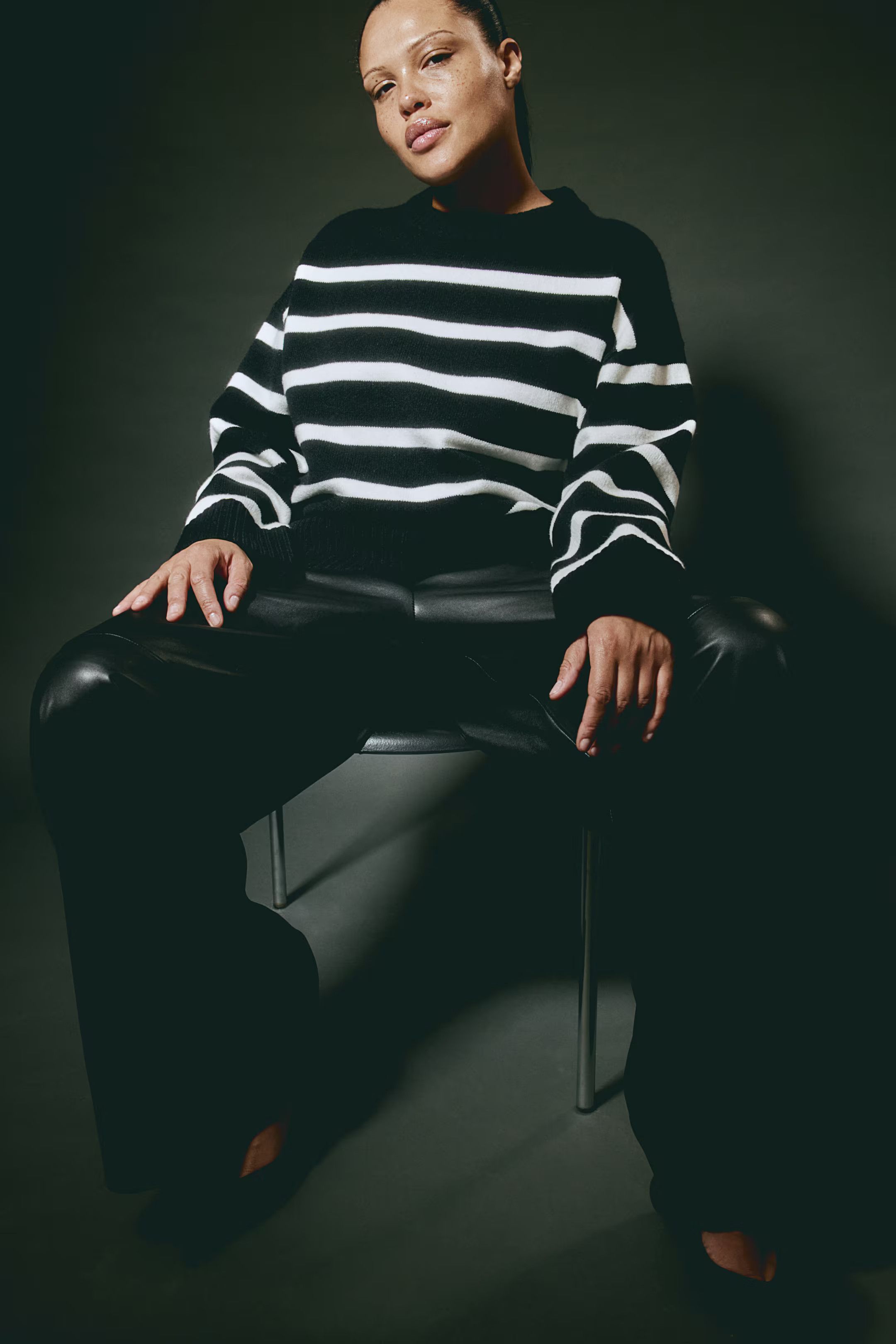 Loose Fit Sweater - Black/striped - Ladies | H&M US | H&M (US + CA)