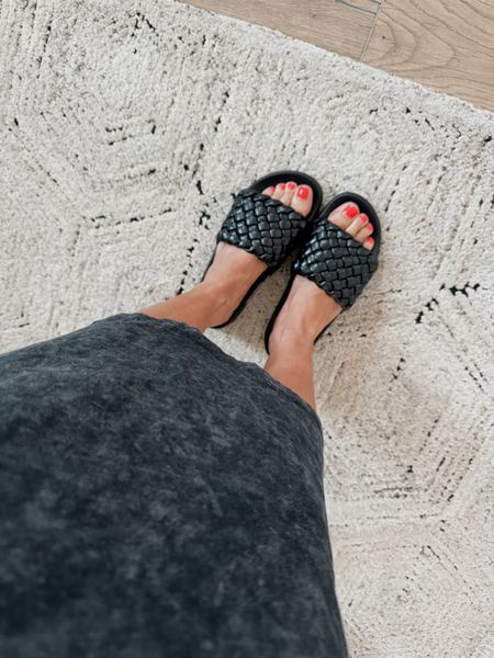 I’m always on the hunt for affordable slides and these were winners! I got my true size. 

@walmartfashion