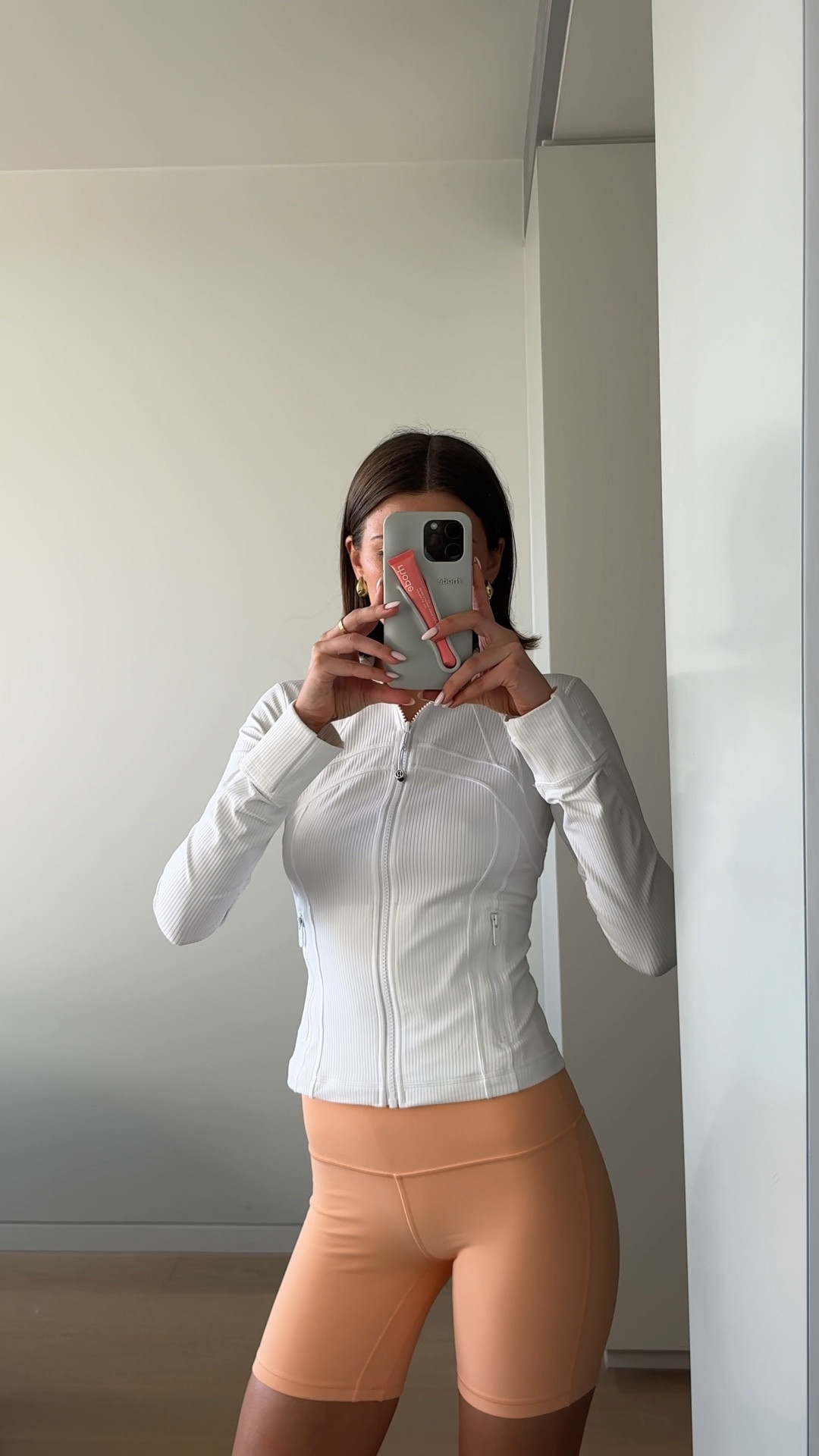 Morning walks in lululemon 🧡

#LTKwinter #LTKaustralia #LTKfitness
