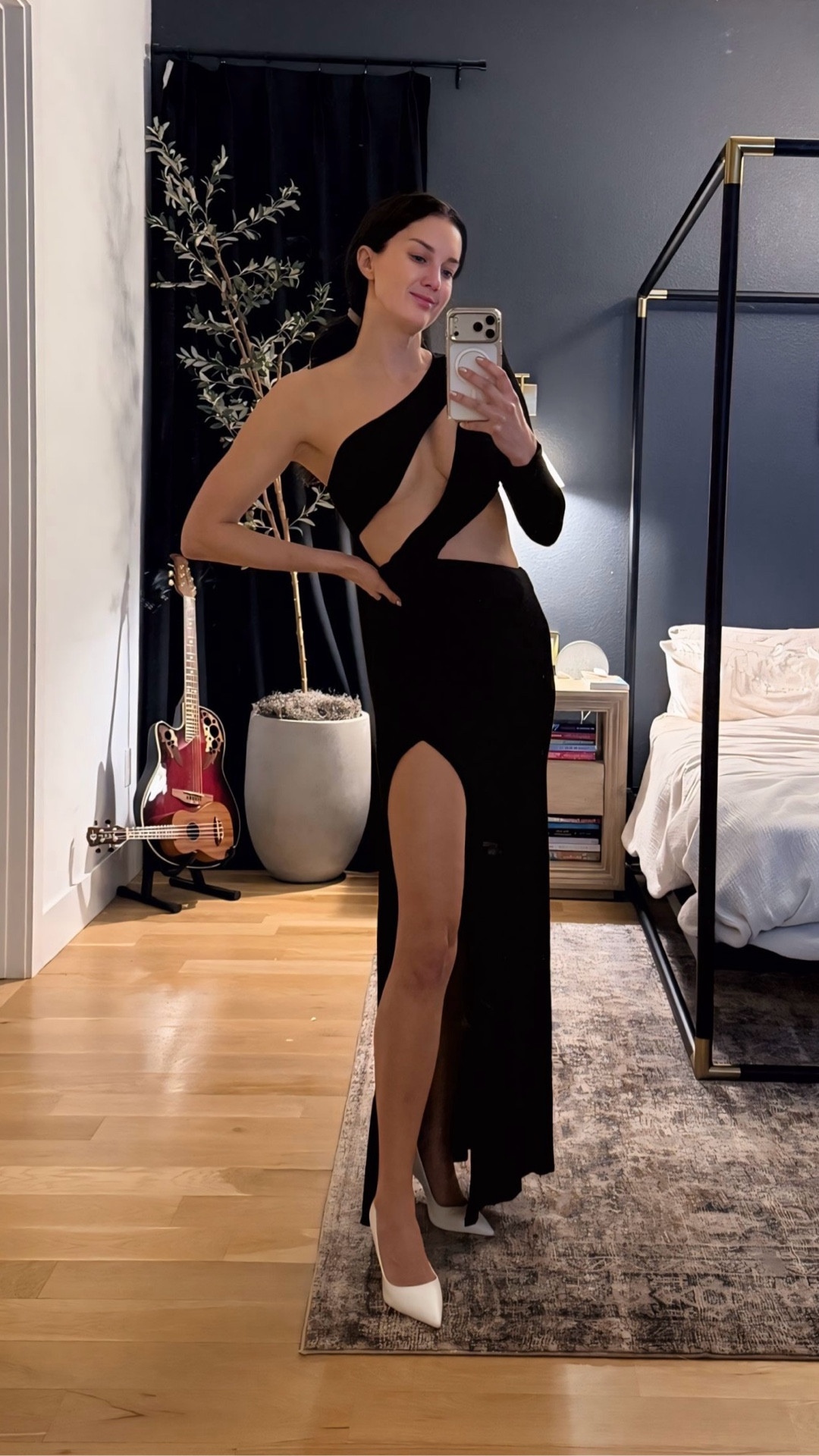 Help me pick my New Year’s Eve dress!! Which is your favorite?? 🥂 ✨ 

#LTKootd #LTKHoliday #LTKgrwm