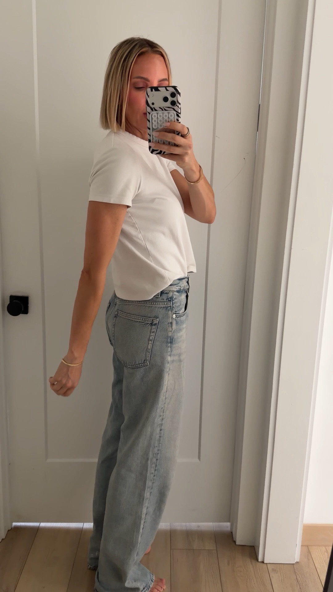 So I’m wearing my usual size in the jeans, but they’re a little bit loose but I like them that way. So if you like them tighter, definitely size down tall girl friendly! I’m 5’10. ￼

#LTKTall #LTKSeasonal #LTKootd