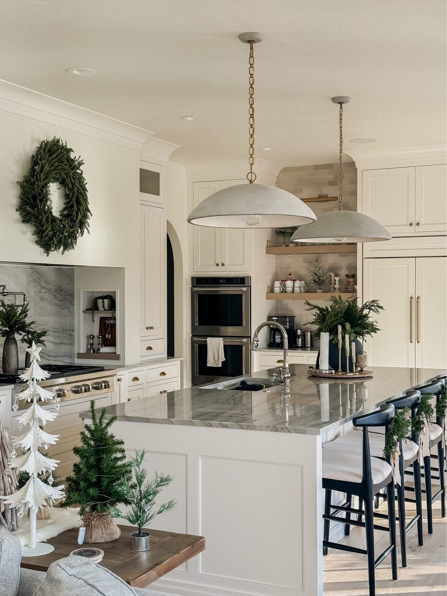 Neutral winter kitchen decor inspo!

#LTKhome #LTKSeasonal #LTKHoliday