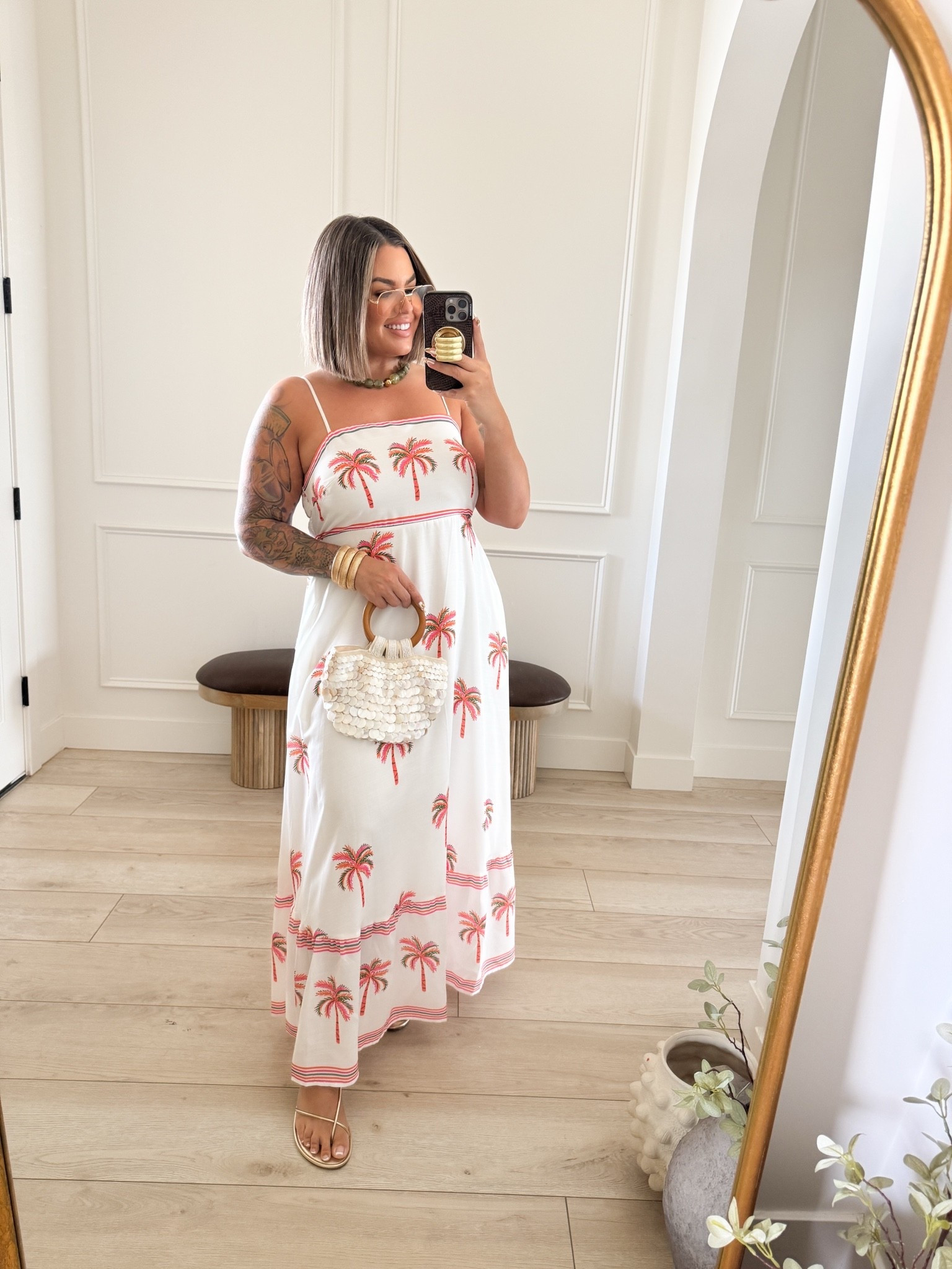 Beautiful maxi for vacay was a great find this week under $50 
Size L 
Wearing with cakes linked