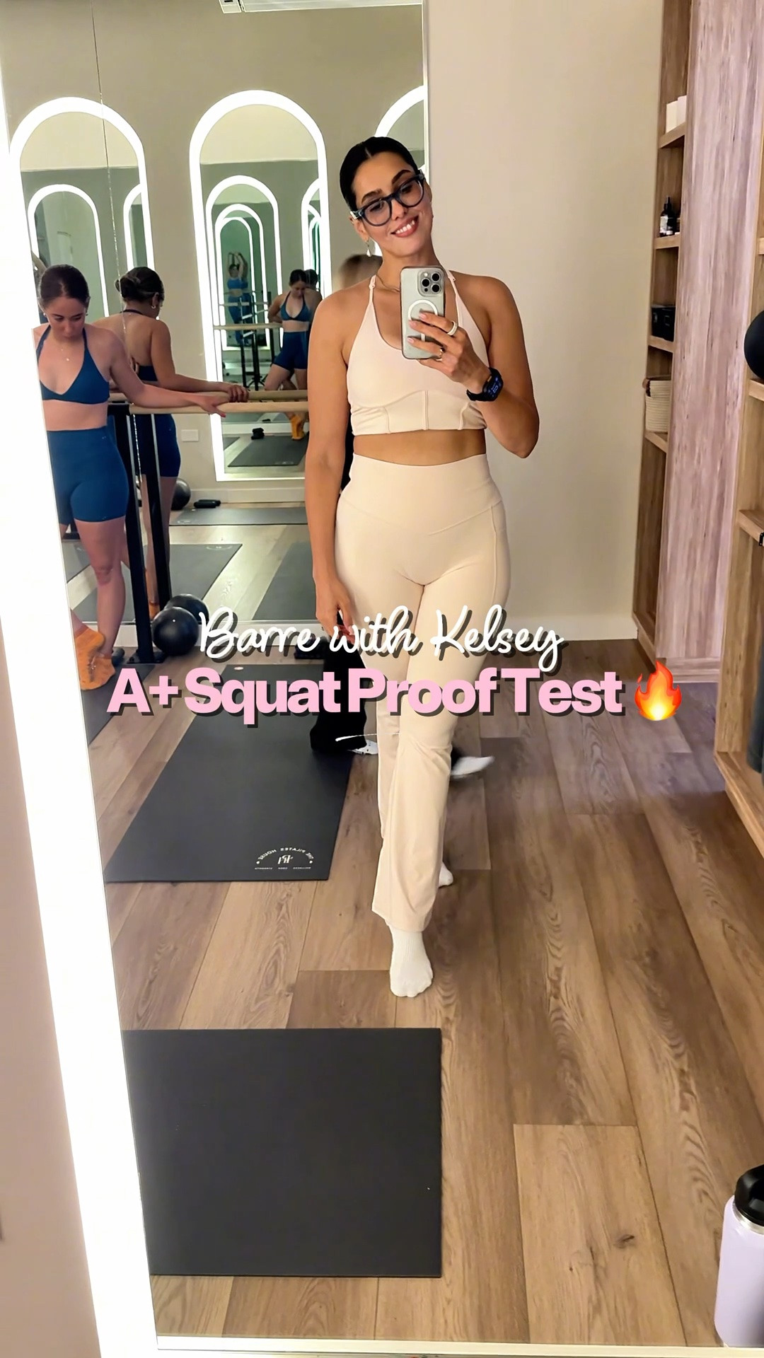 Estos leggings de Pooflex pasaron la prueba de squat proof

#LTKootd #LTKActive #LTKTall