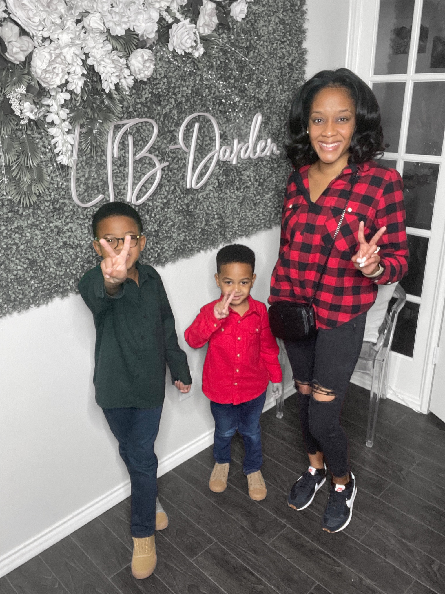 We like to coordinate. 🖤 #flannel #oldnavystyle #destoryeddenim #blackrippedjeans #catandjack #abercrombiekids #gapkids #boysfashion #boymom #stylishkids #flylittleguy #coordinated #nike #ysl

#LTKkids #LTKSeasonal #LTKfamily