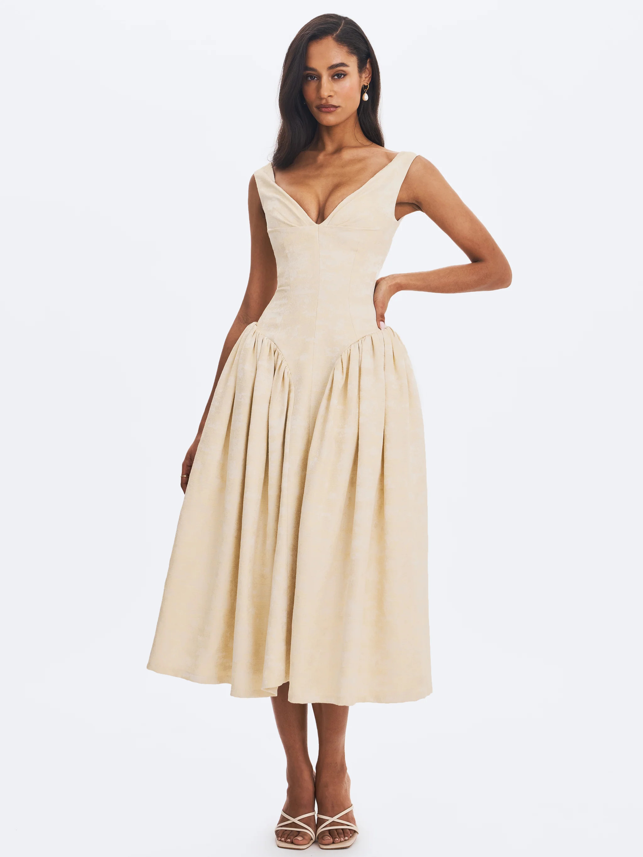 Chelsea Ivory Jacquard Ruched Bust Sweetheart Midi Dress | Miss Circle