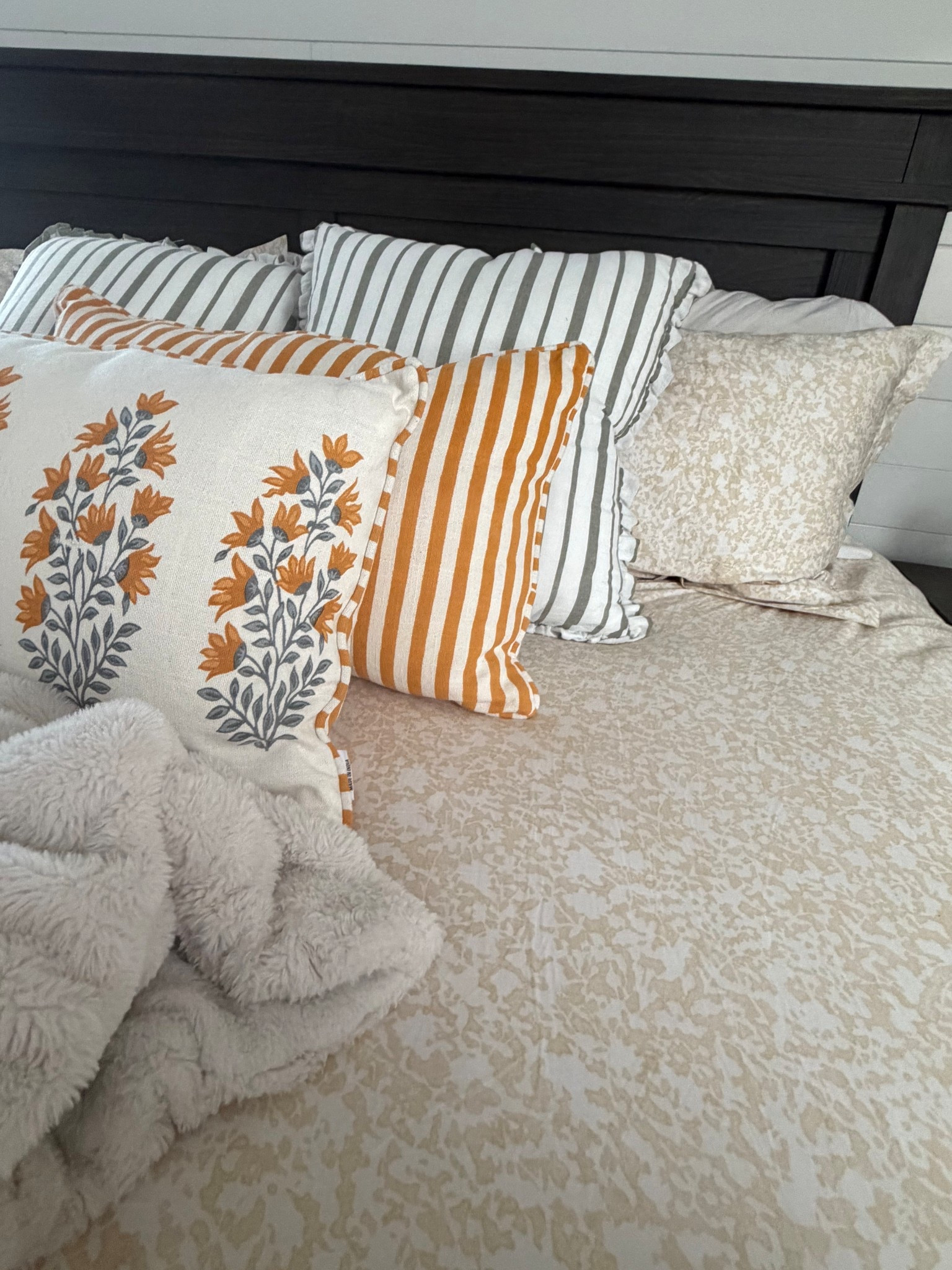 Spring vibes 💛💛💛💛