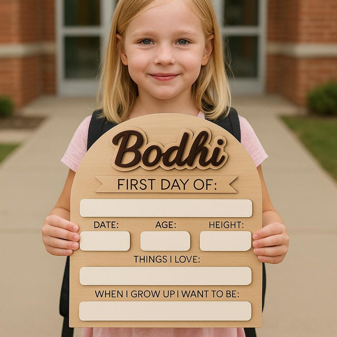 Personalized Wooden First Day of School Sign: Reusable Photo Prop - Etsy Canada | Etsy (US)