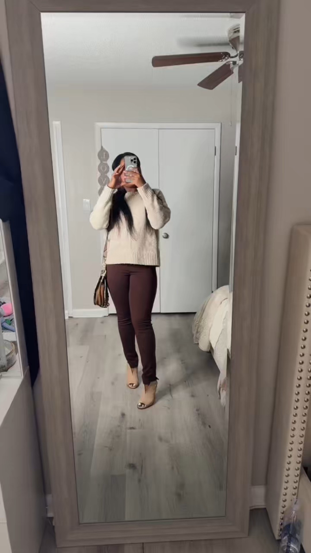 My fav outfit of the day🤎
Sz
Top- large 
Bottoms -large 

#LTKOver40 #LTKU #LTKBeauty