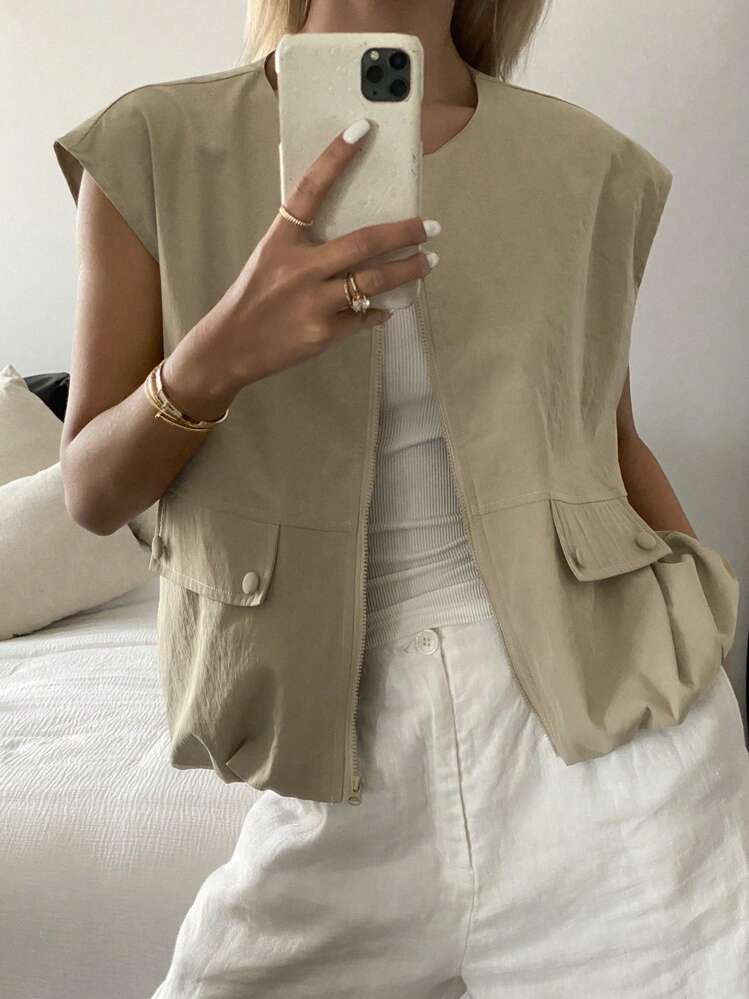 EU/UK Warehouse

Livesso Women's Loose Casual Sleeveless Vest, Business Casual Style, Summer New ... | SHEIN
