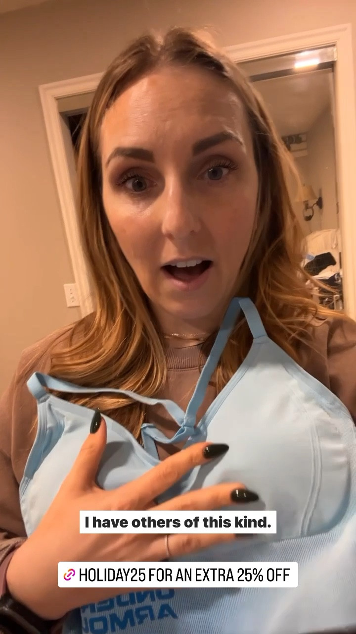 I’m a medium. Absolutely love this style of sports bra . Use code HOLIDAY25 for an extra 25% off through Black Friday 2022  