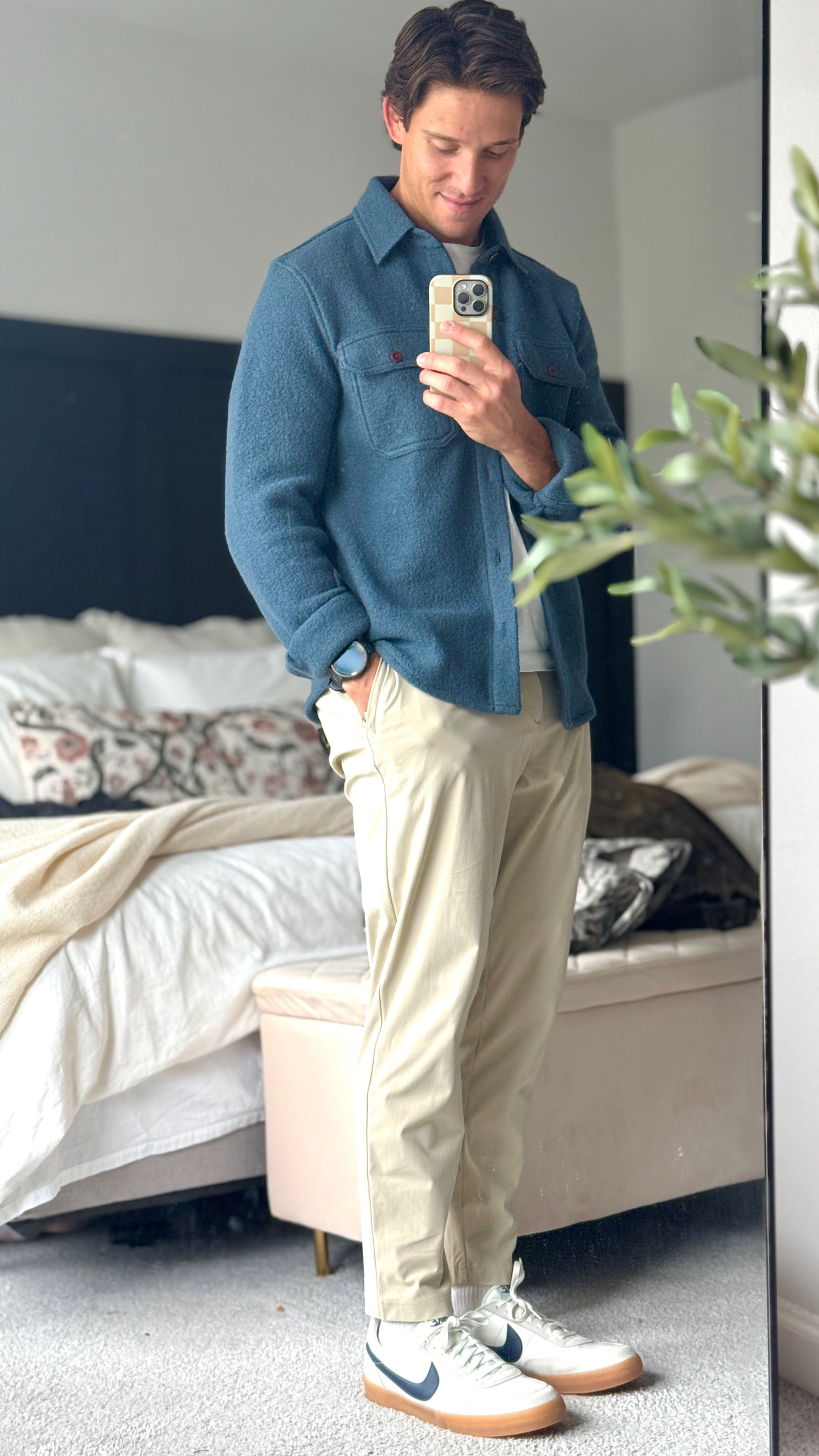 These VRST pants are sneaky comfortable and I love the way they drape - tapered but loose through the thighs. 

#LTKSeasonal #LTKMens #LTKStyleTip