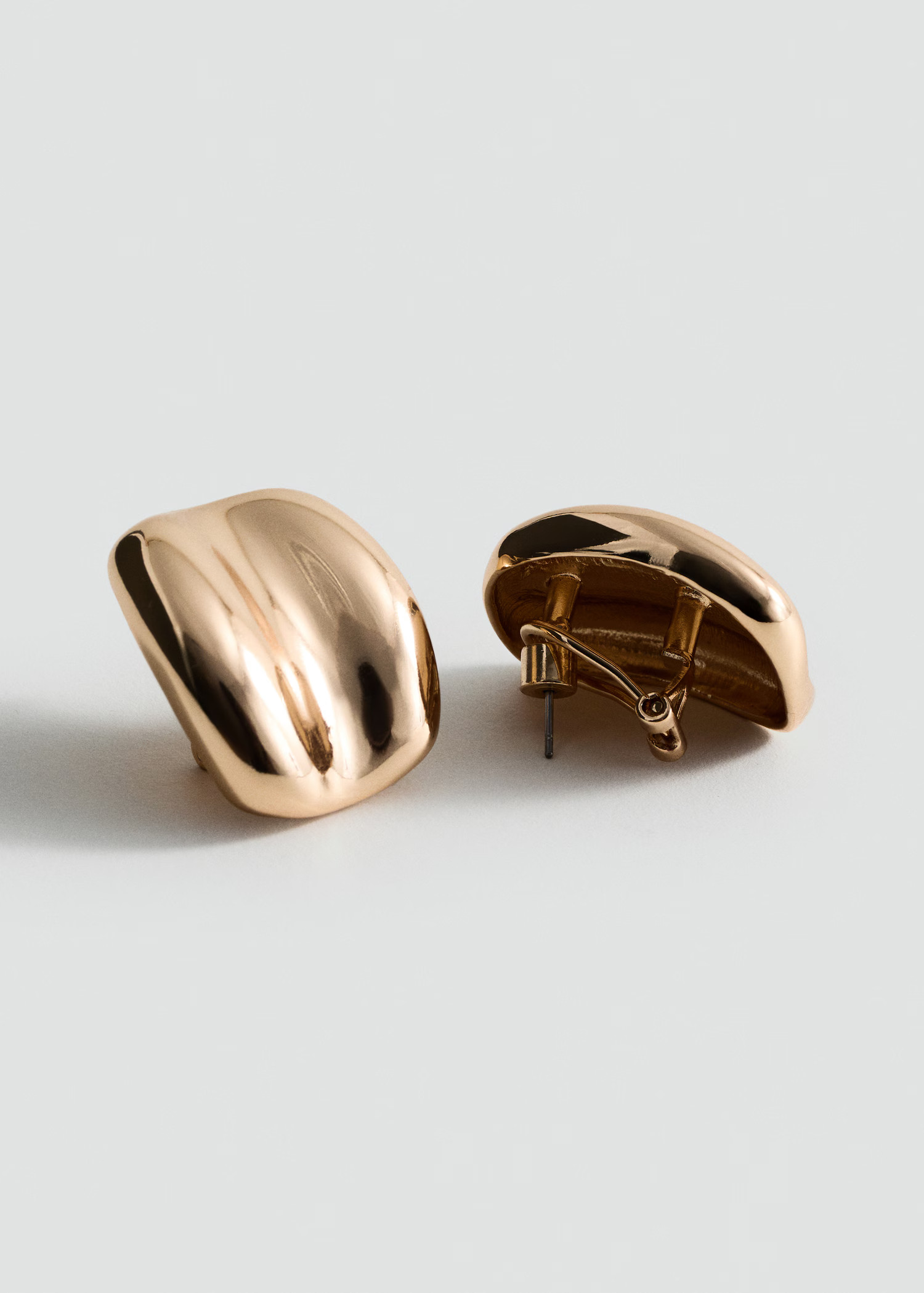 Relief earrings | MANGO (UK)