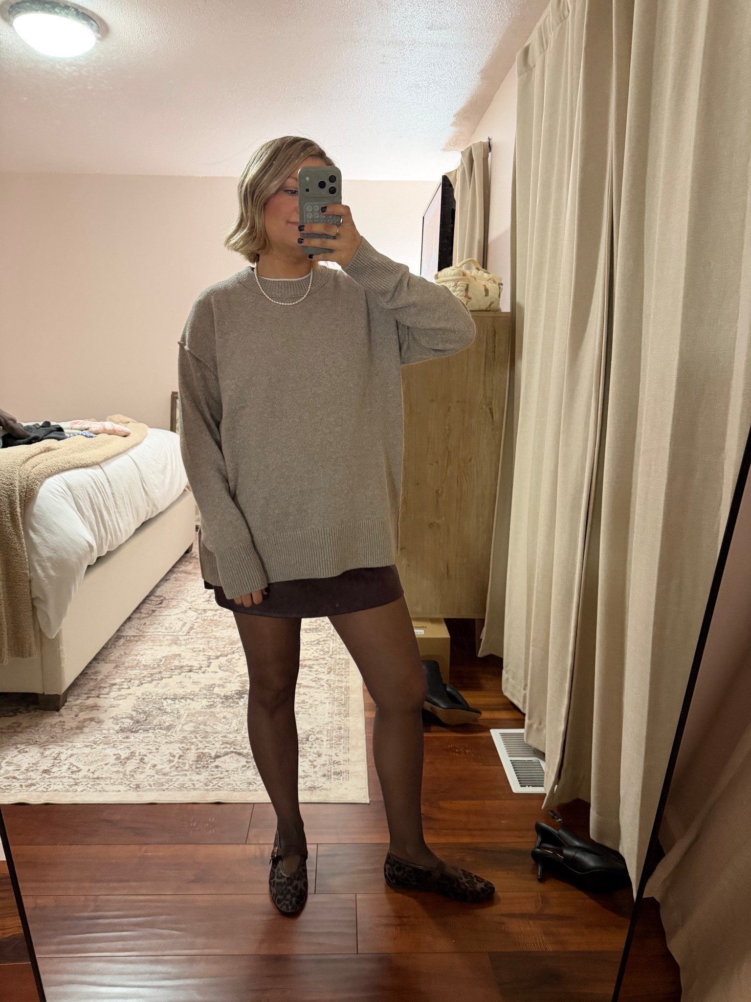 girls night outfit 

Sizing:
Small in sweater (tts)
Medium in skort (sized up 1)


#LTKStyleTip #LTKHoliday #LTKFindsUnder50