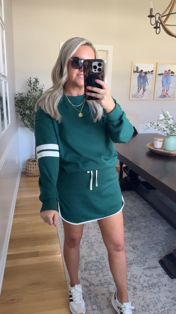 Perfect spring set for active days! Calling all sports moms, this beautiful emerald green set is great for days on the go. I like how it's flattering while still being comfy 💕

lovelylifestyling active set emerald green athleisure set casual outfits active outfits everyday style matching set spring style spring wardrobe refresh

#LTKActive #LTKmomlife #LTKSeasonal