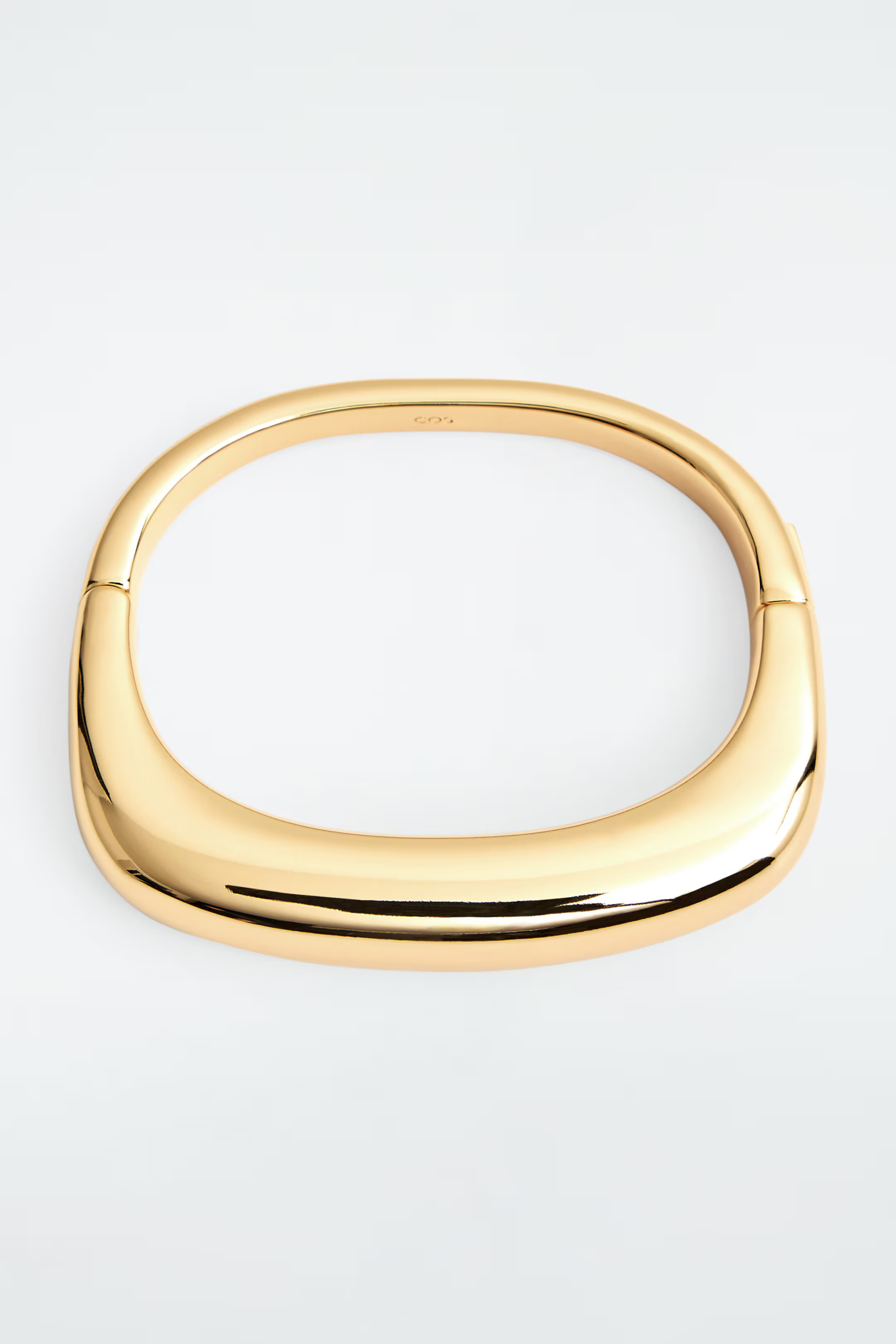 CHUNKY HINGED BANGLE - GOLD | COS | COS UK