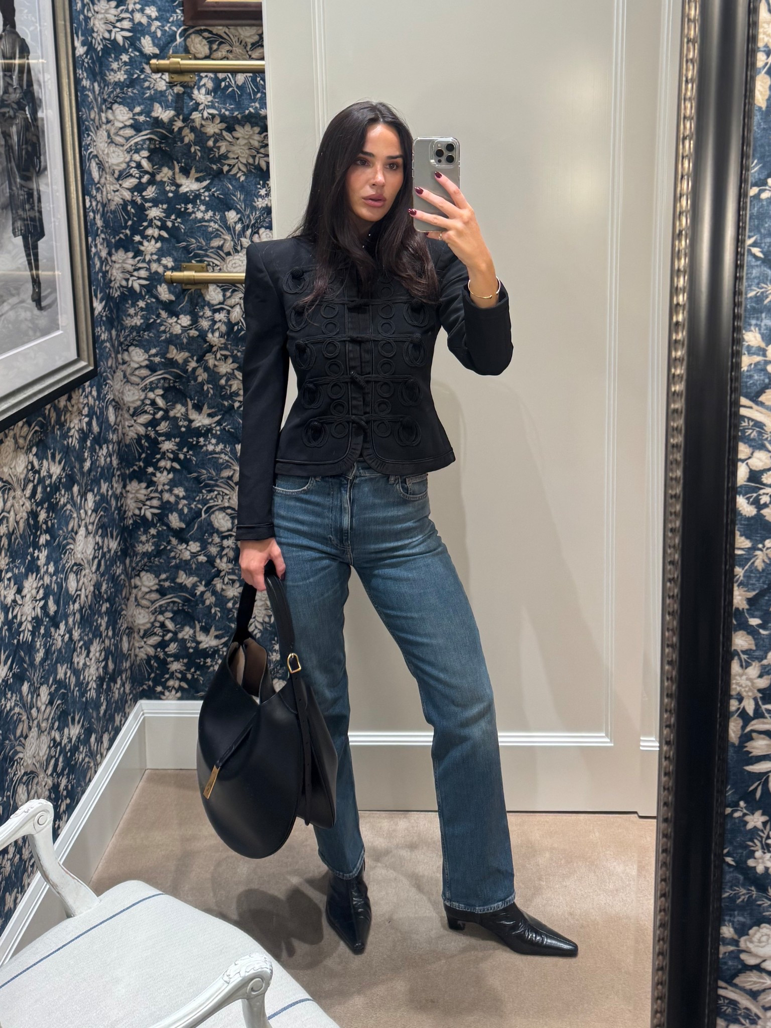 I’ve never had more compliments on a boot. The perfect point and heel height. So comfortable to wear all day 

#LTKaustralia #LTKshoes