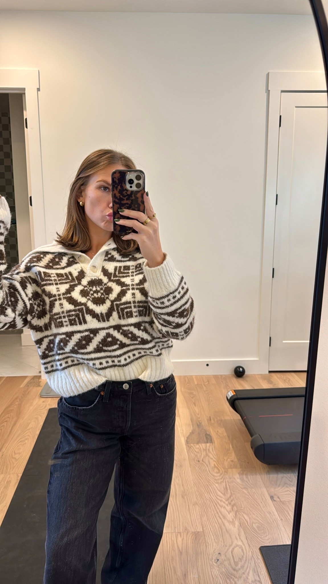 Cozy winter sweater under $50! Wearing a size small. 

#LTKSeasonal #LTKHoliday #LTKFindsUnder50