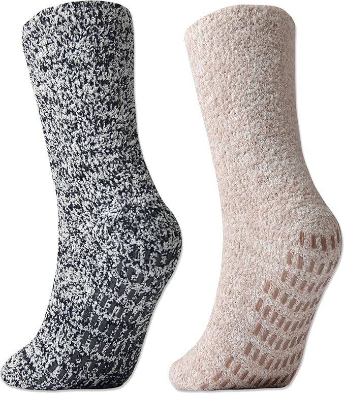 Jormatt Ultra Thick Fuzzy Grip Socks Non Skid Slipper Hospital Socks Unisex 2 Pairs | Amazon (US)