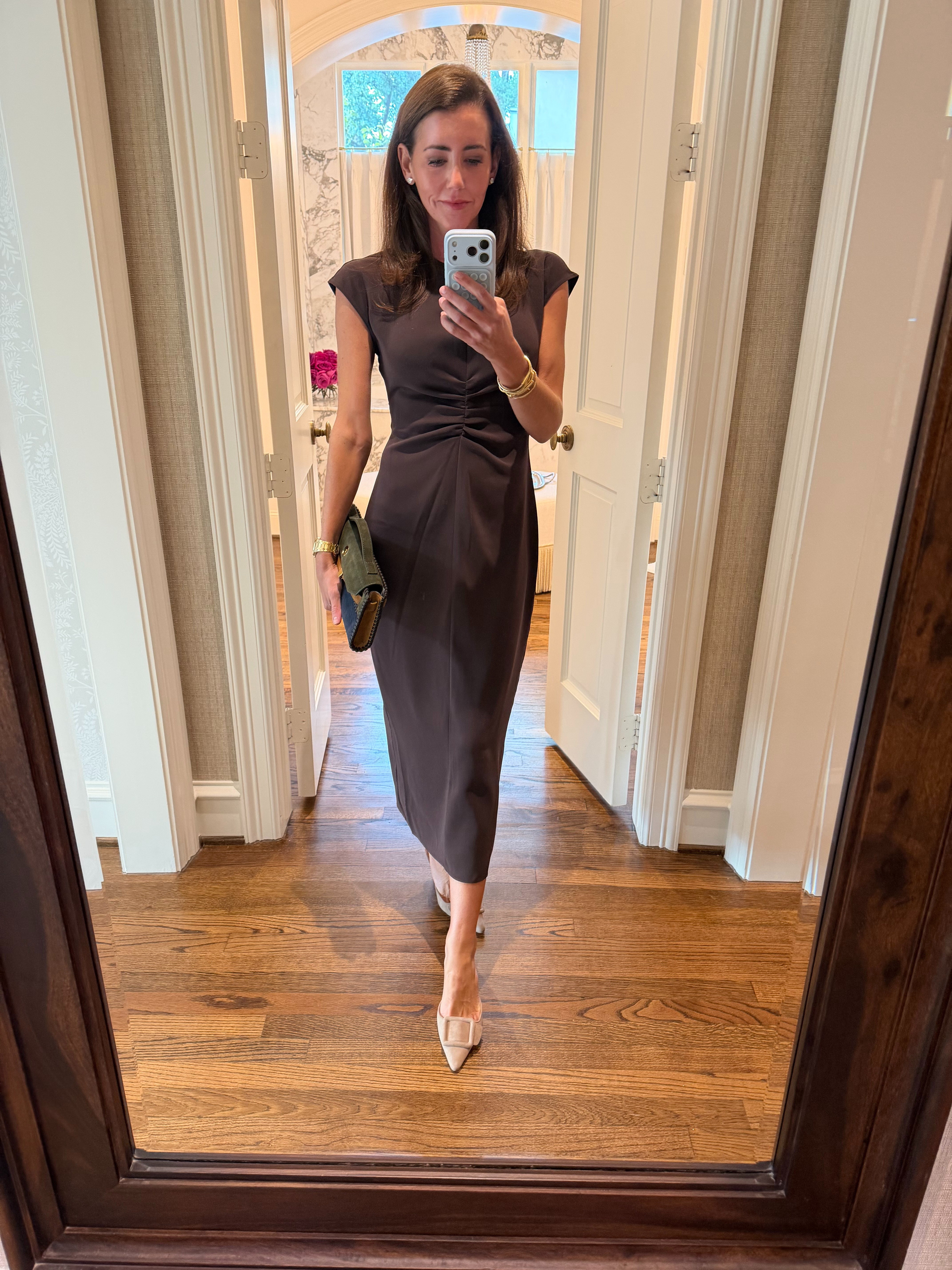 veronica beard dress // manolo blahnik shoes // veronica beard clutch 

 