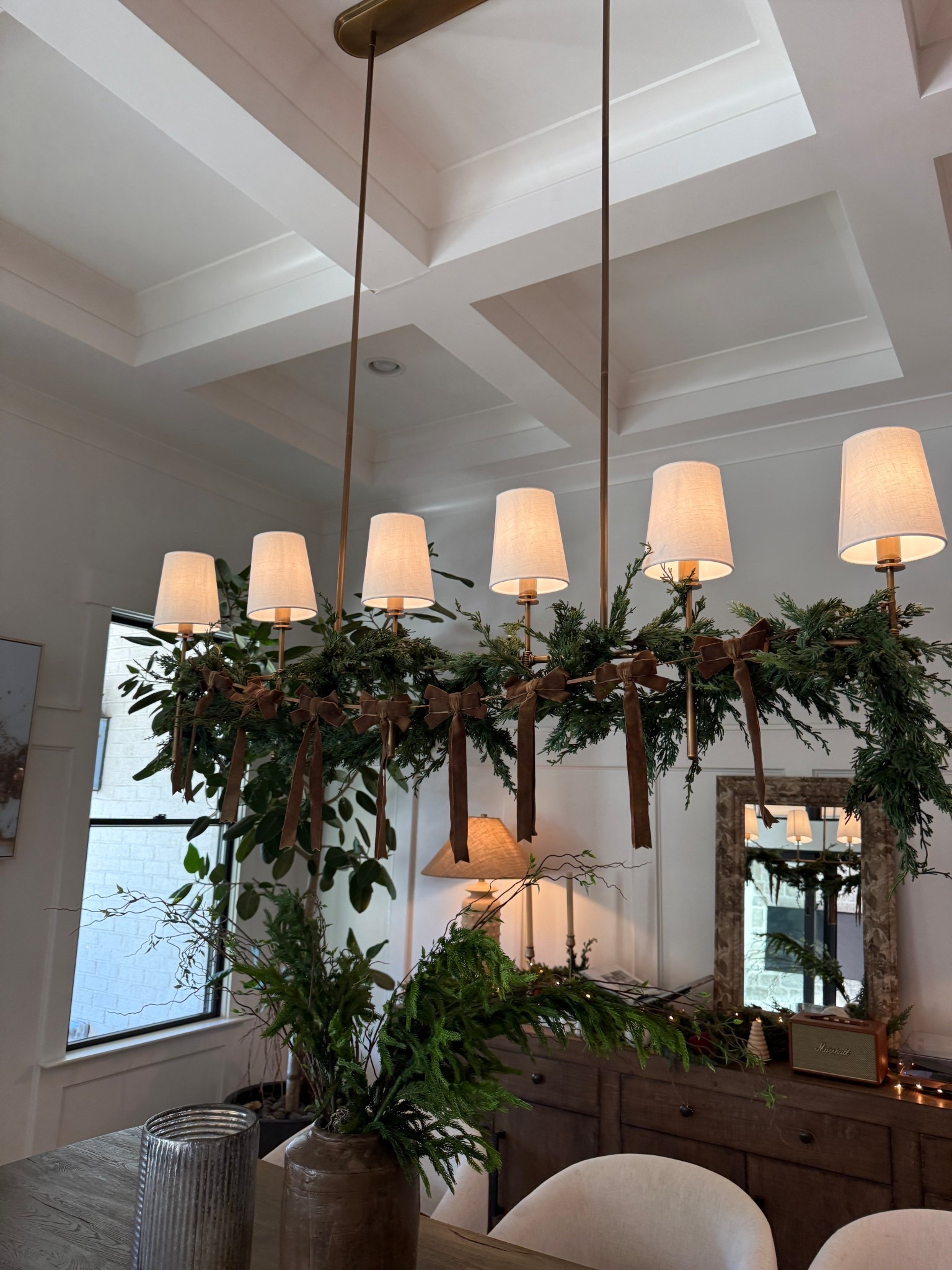 The most beautiful Christmas bows�now

#LTKHoliday #LTKSeasonal #LTKHome