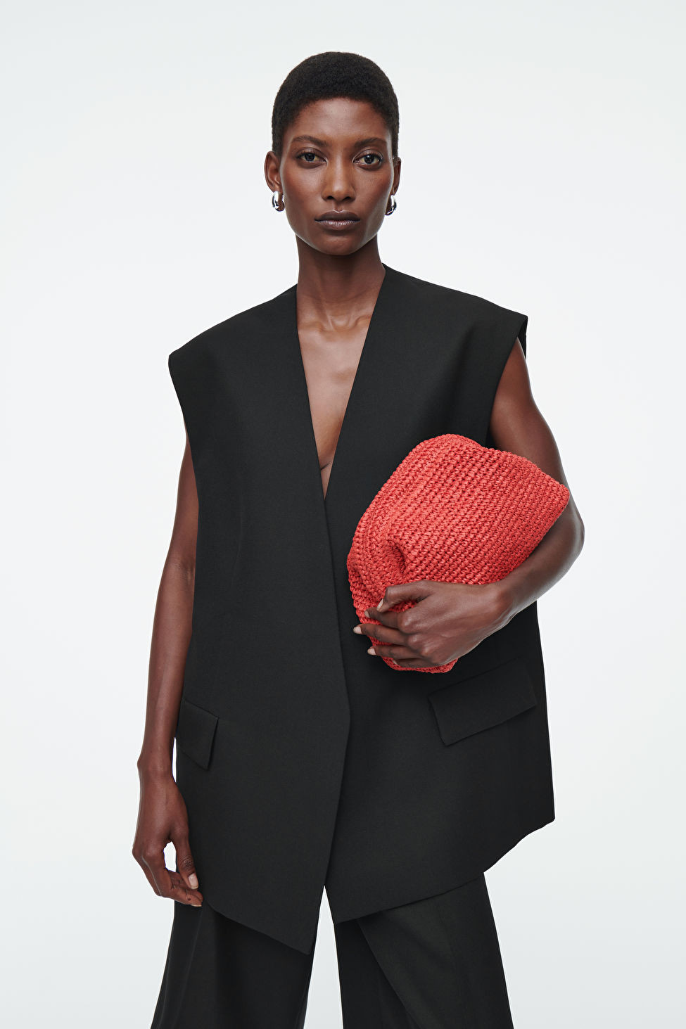 FRAMED RAFFIA CLUTCH | COS (US)