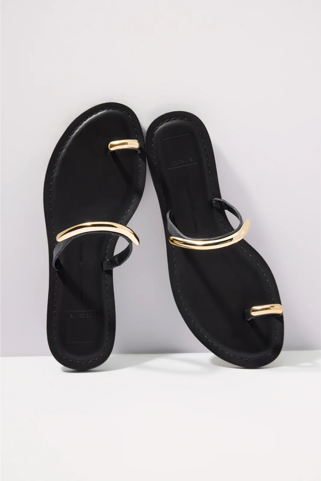 Wink Flat Sandal | Evereve