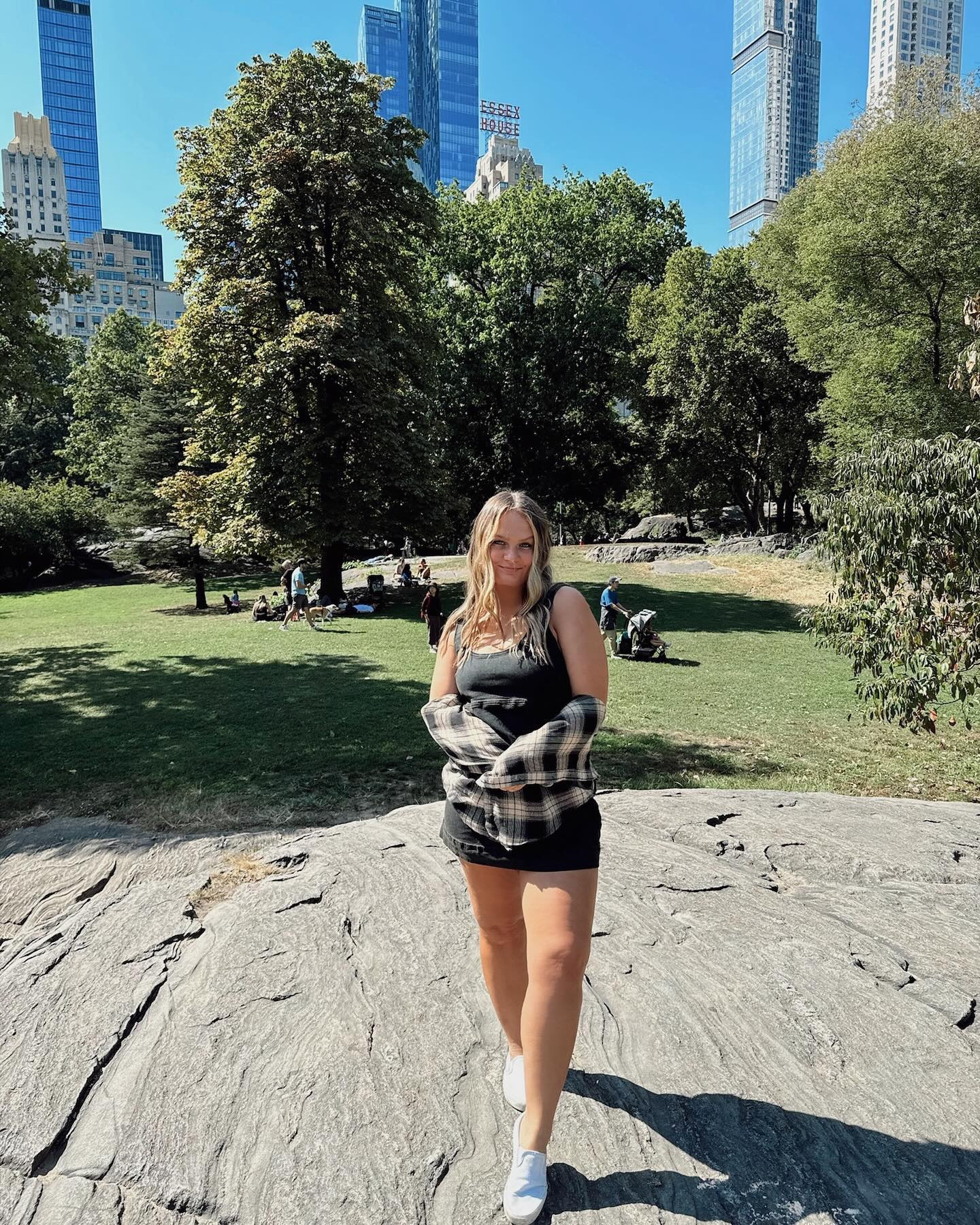 Missing New York so so much. I went for my birthday last year and this was my most favorite outfit from the trip! Linked the dress! The don’t have the black but the denim is everything 😍

#LTKSeasonal #LTKFindsUnder100 #LTKStyleTip