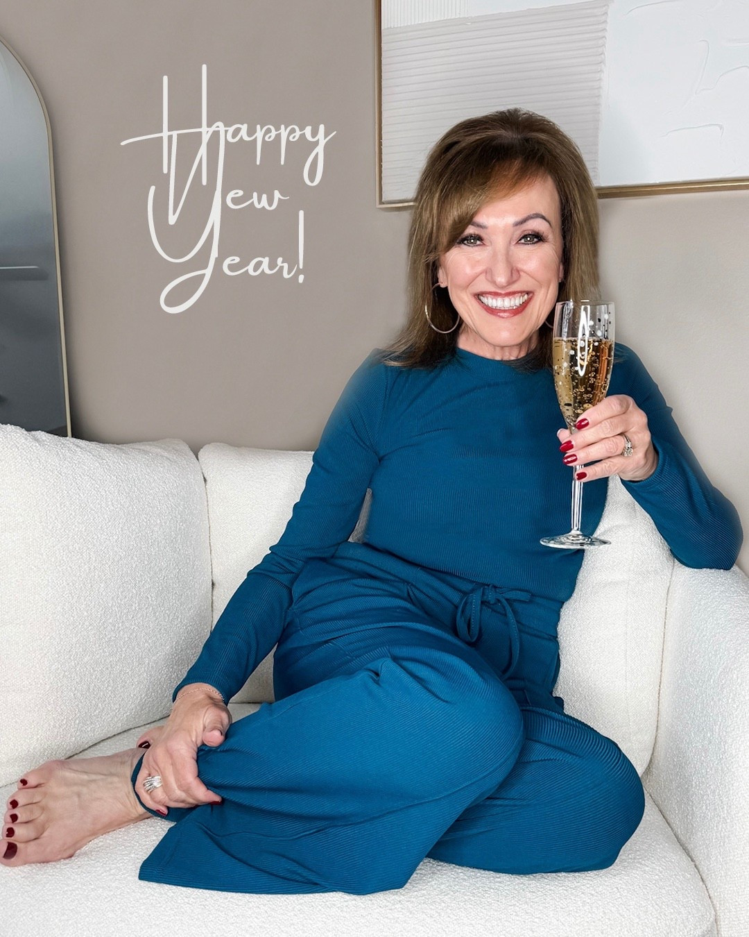 Wishing you an amazing 2026! 

I’m looking forward to sharing more style advice and outfit ideas next year! 

This is my actual outfit for today. Starting at 3:00 for Michigan football game to the Stranger Things finale and ending with Dick Clarks’s New Year’s Rockin’ Eve! 

Cheers! 🥂