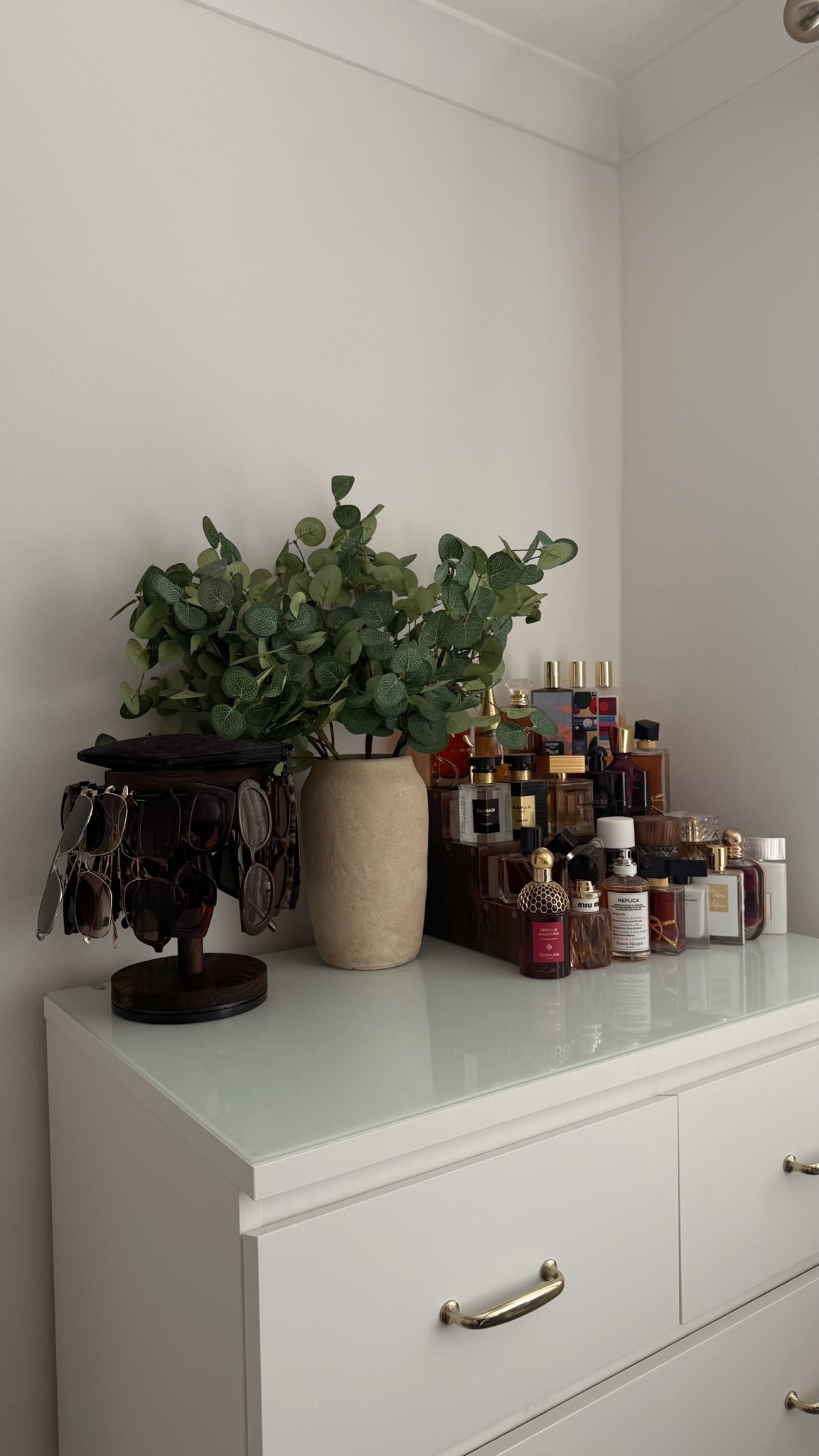 Amazon home, vase, eucalyptus, sunglasses holder, perfume stand

#LTKuk #LTKgiftguide #LTKhome