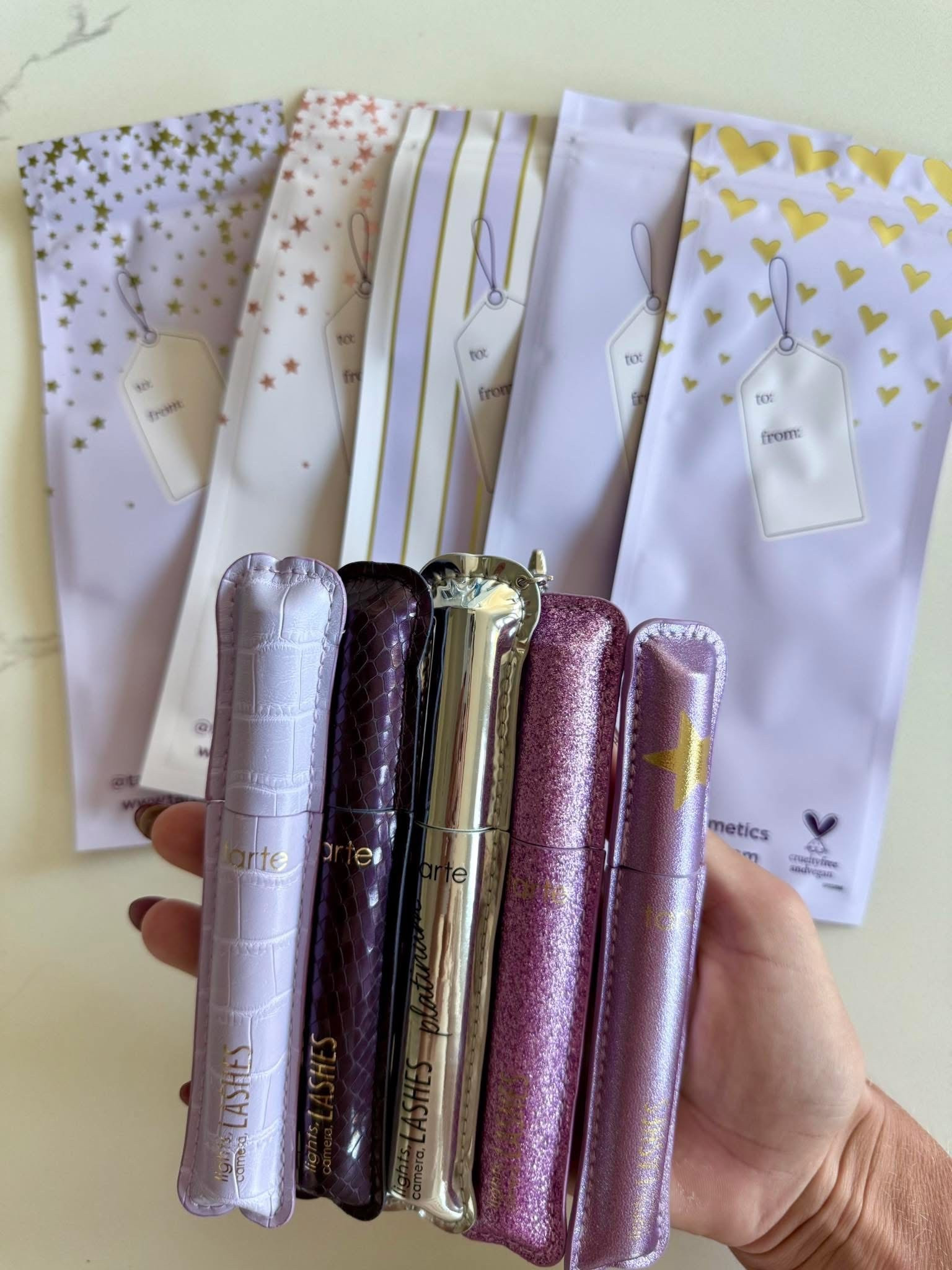 🤯🤯 This is insane!!! 5 full sized Tarte mascaras for $49.98- better yet- new customers save $20
With WELCOME20 at checkout 

https://rstyle.me/+1YtFDITBeM3i1E9GtQcmWA
Ad @qvc #loveqvc

#ad 