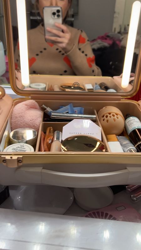 Travel makeup case

Christmas gift idea. Make up bag. Make up bag with light. Make up case with light. Make up case with mirror. Amazon finds.

#LTKGiftGuide #LTKbeauty #LTKVideo