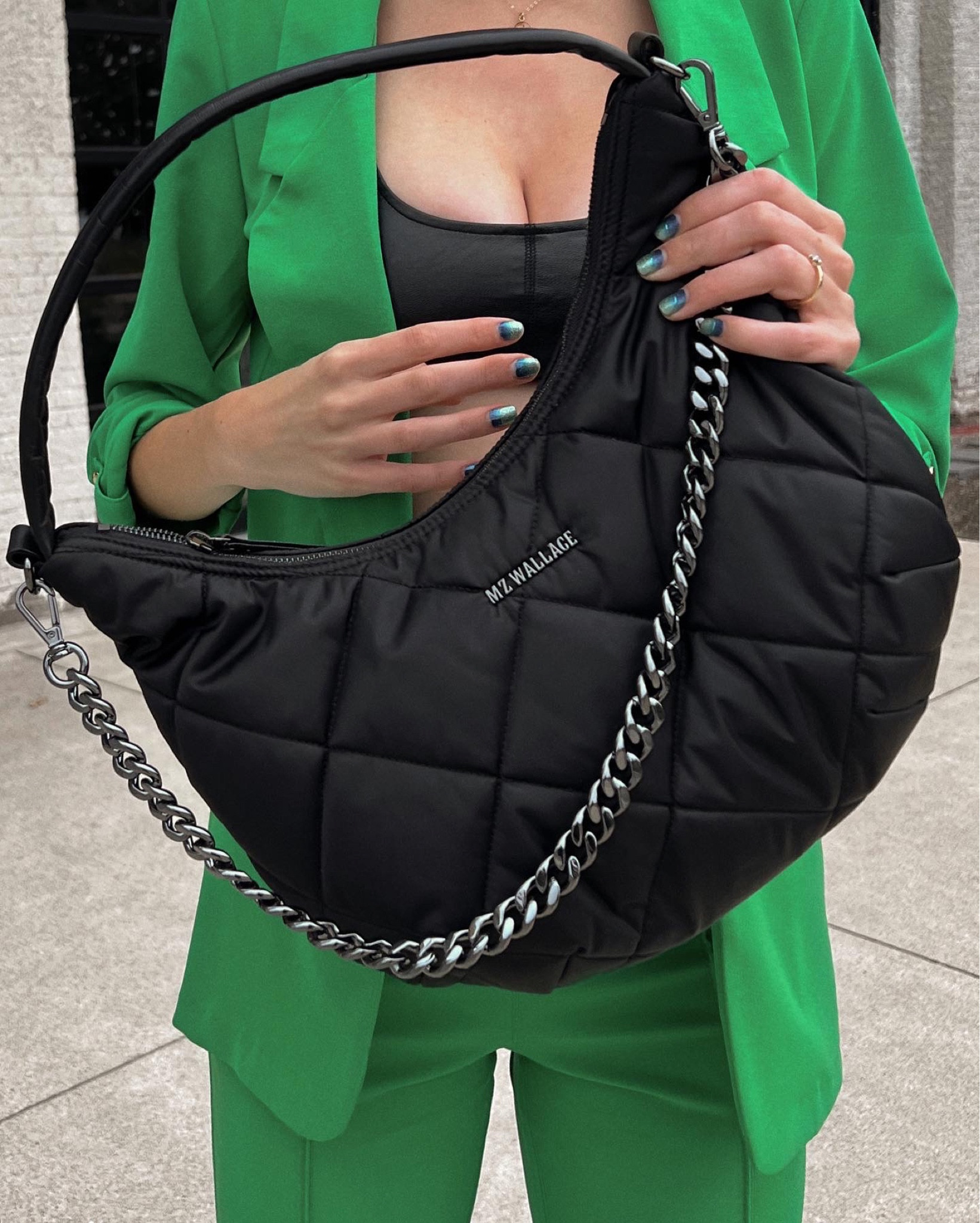 My new “it bag” of the season.



#LTKU #LTKitbag #LTKstyletip