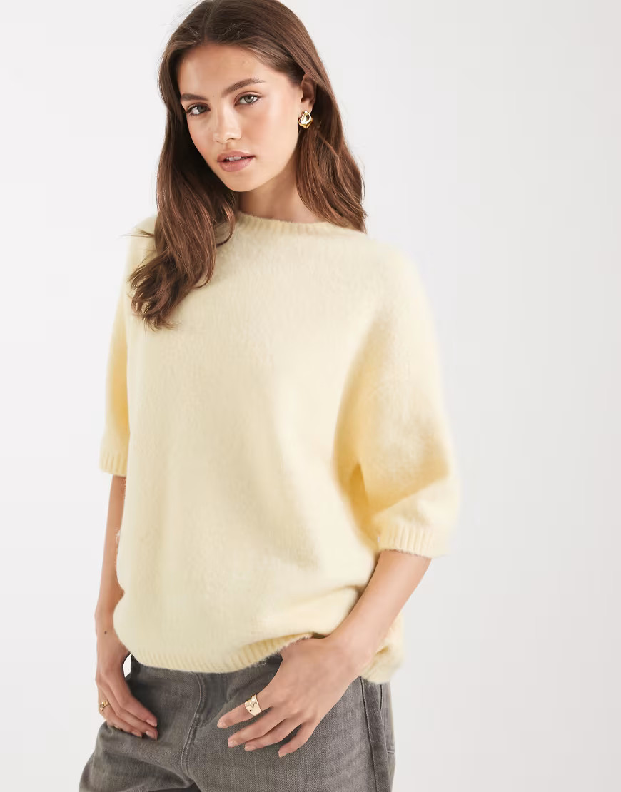 ASOS DESIGN knitted crew neck fluffy t-shirt jumper in buttermilk-Yellow | ASOS (Global)