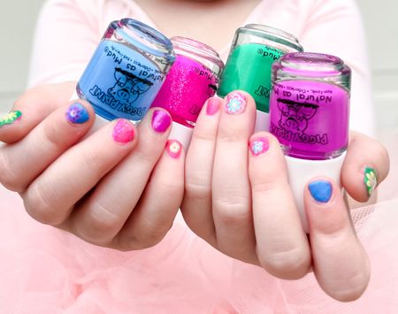 Non-Toxic Nail Polish for Kids

Toddler Girl Beauty | Nail Products for Kids | Nail Polish | Colorful Nails | Dress up | Gifts for Girls

#LTKGiftGuide #LTKkids #LTKbeauty