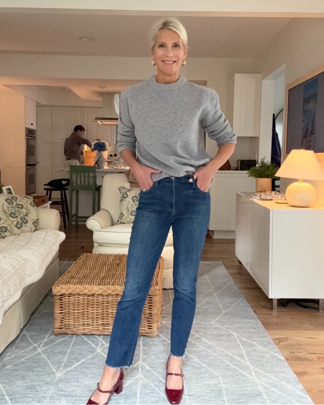 This is my kind of valentine’s outfit. simple denim, soft sweater, and red shoes doing all the work. Zero effort, still feels special.

#valentinesoutfit #casualvalentine #everydaystyle #denimlook #reds shoes #classicstyle #ltkstyle #ltkootd #effortlessfashion


#LTKValentine #LTKOver40