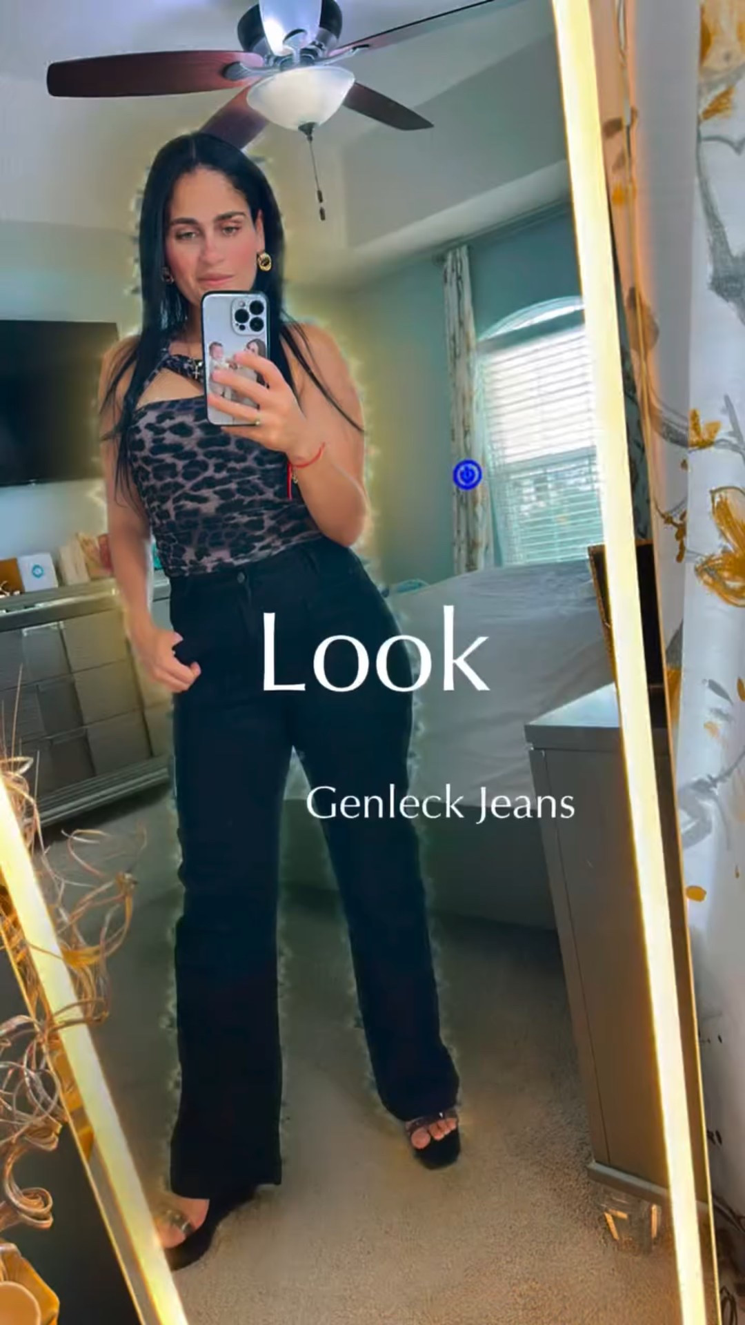 ✨ Weekend vibes con estilo ✨
Mi pieza principal este fin de semana son los Genleck Jeans de pierna ancha 👖 con cintura alta y control de abdomen 🙌🏼 — ¡comodidad y moda en un solo look! Los combiné con una blusa de animal print 🐆 y unas plataformas que elevan todo el outfit. Perfecto para sentirme relajada pero chic 💃🏻

¿Te pondrías este look para tu fin de semana? 👇🏼

#WeekendStyle #OOTD #GenleckJeans #WideLegJeans #AnimalPrint #MomOutfit #CasualChic #StyleInspo
————
✨ Weekend vibes in style ✨
My main piece this weekend is the Genleck Wide Leg Jeans 👖 with high waist and tummy control 🙌🏼 — comfort and fashion all in one look! I paired them with an animal print blouse 🐆 and platforms that elevate the whole outfit. Perfect to feel relaxed yet chic 💃🏻

Would you wear this look for your weekend? 👇🏼

#WeekendStyle #OOTD #GenleckJeans #WideLegJeans #AnimalPrint #MomOutfit #CasualChic #StyleInspo