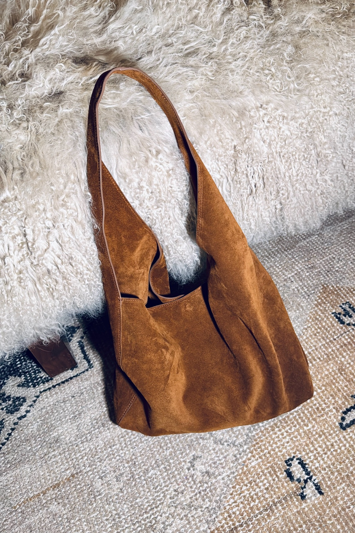 Quality bags from luxe fabrics but priced so well because they cut out the middle man. 
And not just bags, known for incredible cashmere sweaters and so much more! 

#LTKWorkwear #LTKItBag #LTKFindsUnder100