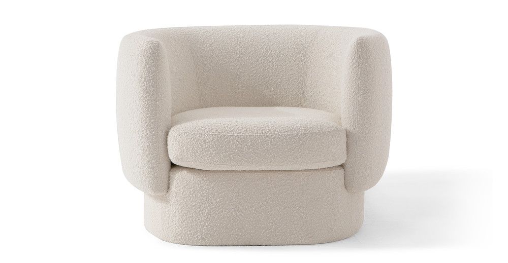 Swagger 39" Fabric Chair | Kardiel